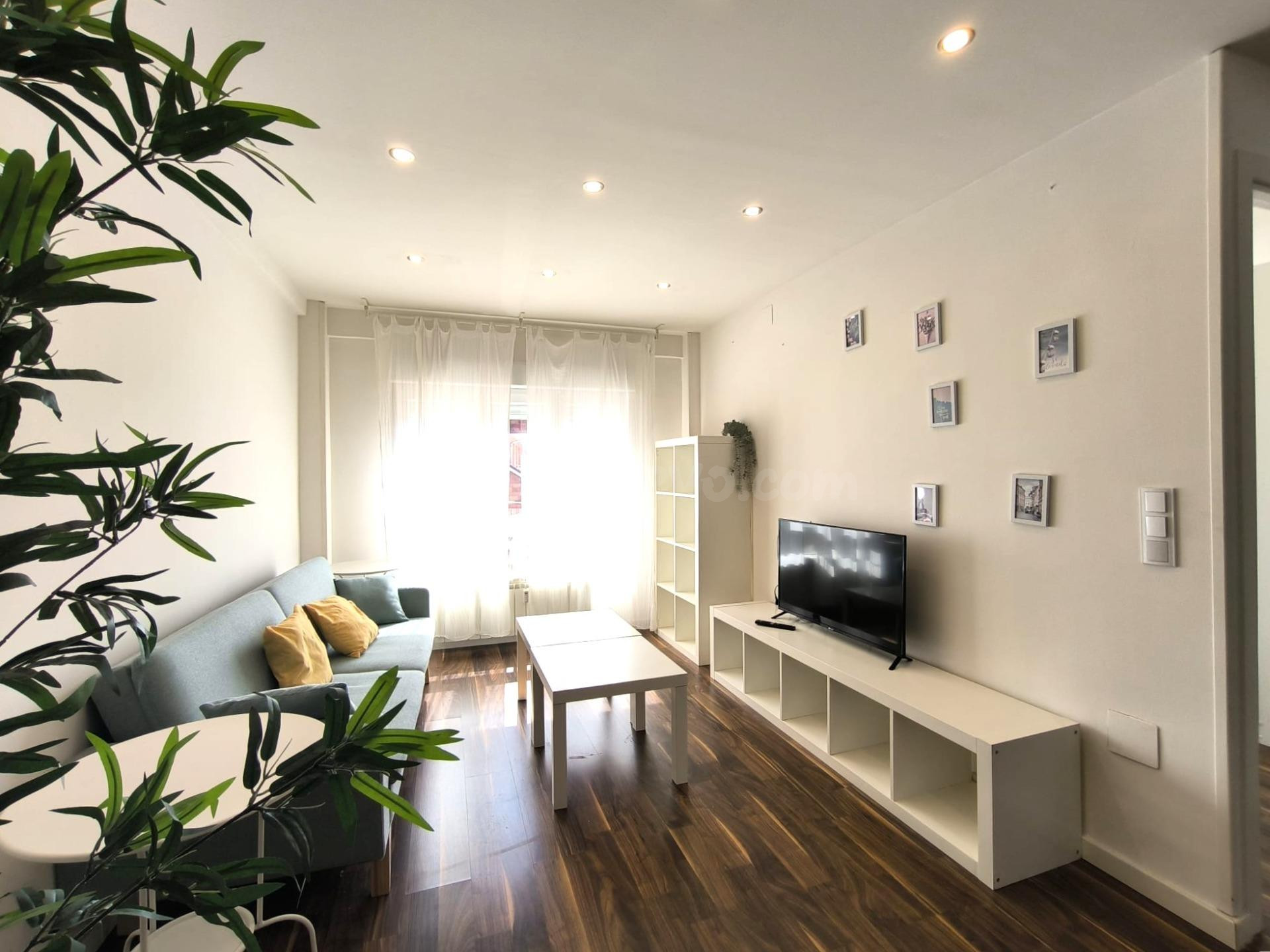 VIVIENDA 94 M2 REFORMADA MINIMALISTA EN VENTA EN EL CENTRO D