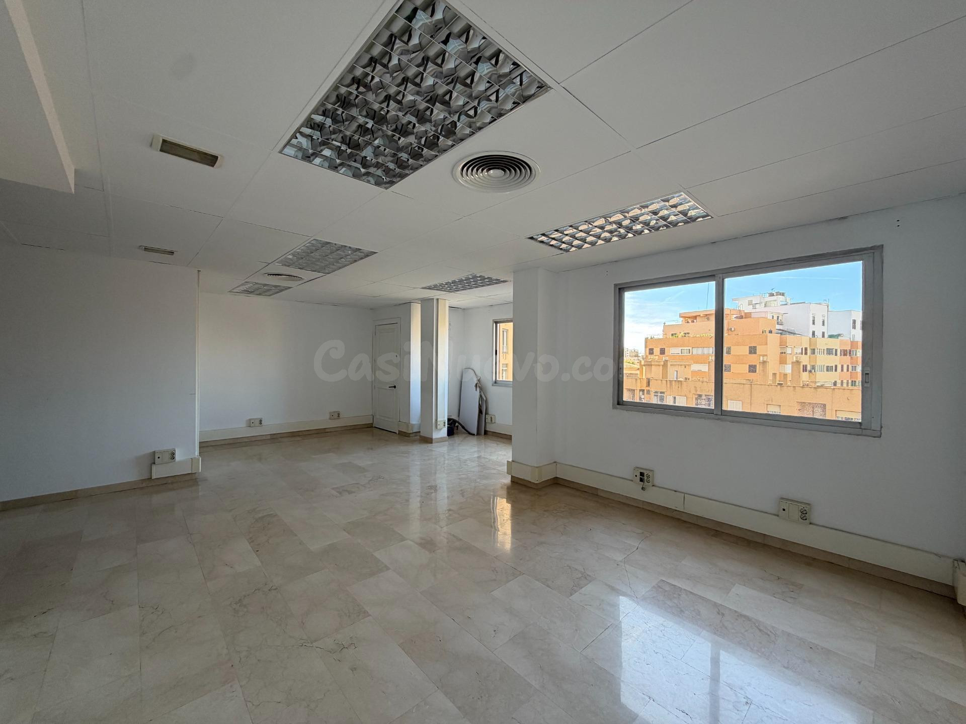Alquiler de oficina en General riera