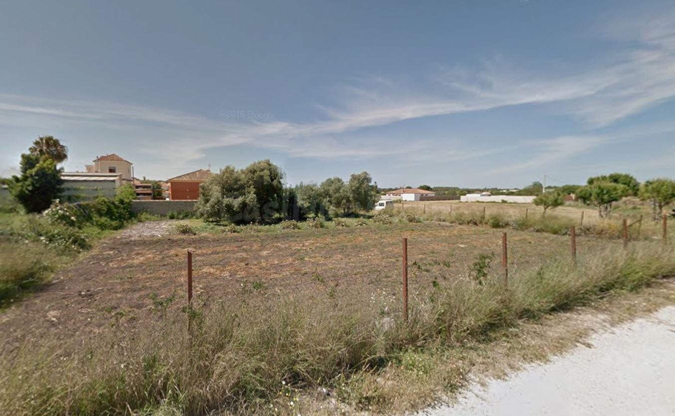 Parcela en Venta en la Zona de la Carretera de Fuente Amarga (800 m2)