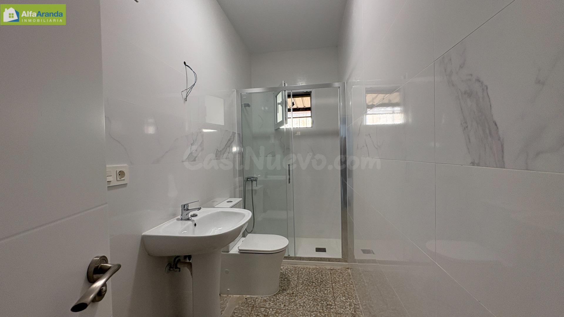 CASA CHALET REFORMADA EN ALQUILER 4 DORMITORIOS - foto 5
