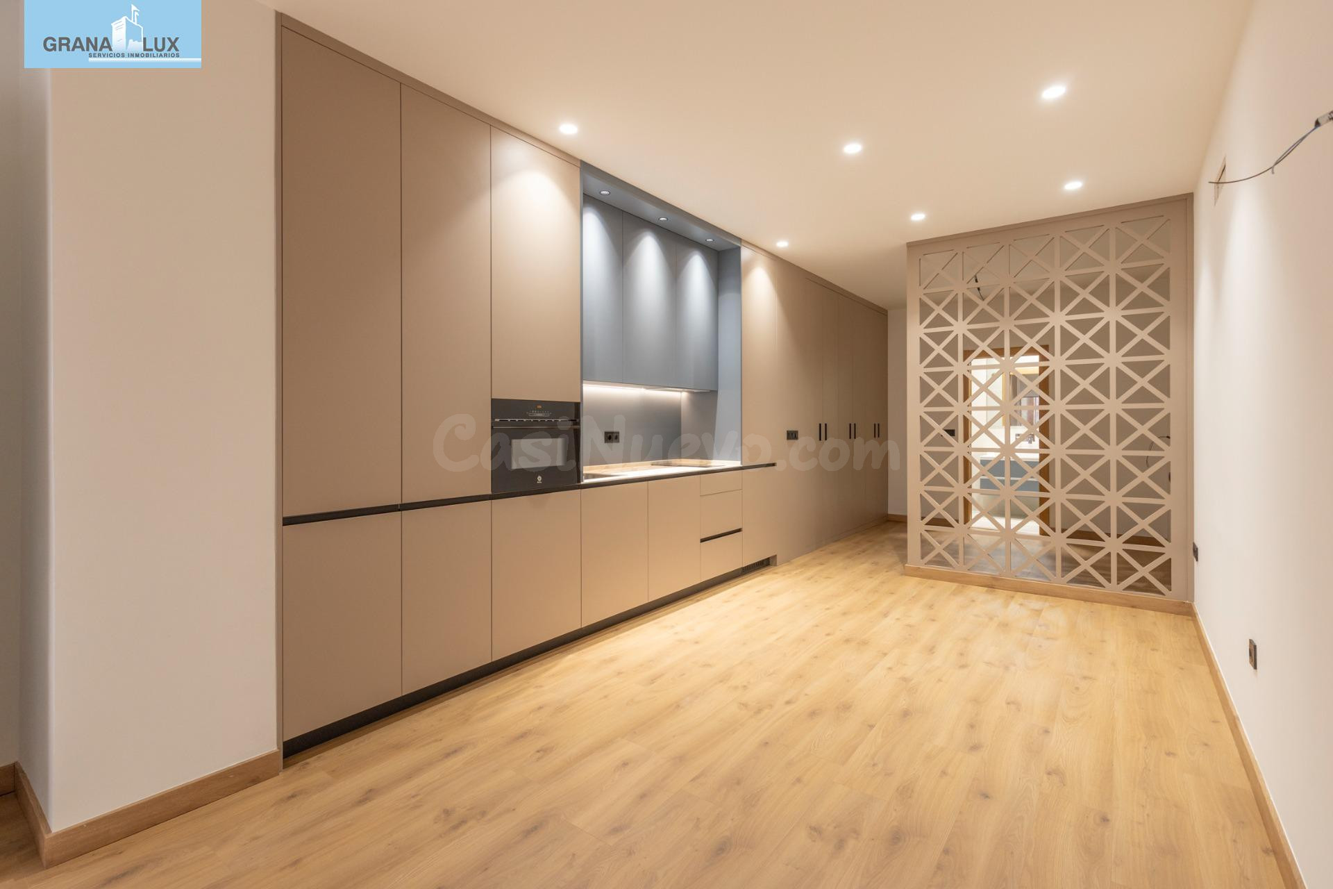 MODERNO ESTUDIO TIPO LOFT EN URBANIZACIÓN VILLA PINEDA - ZONA VILLAREJO