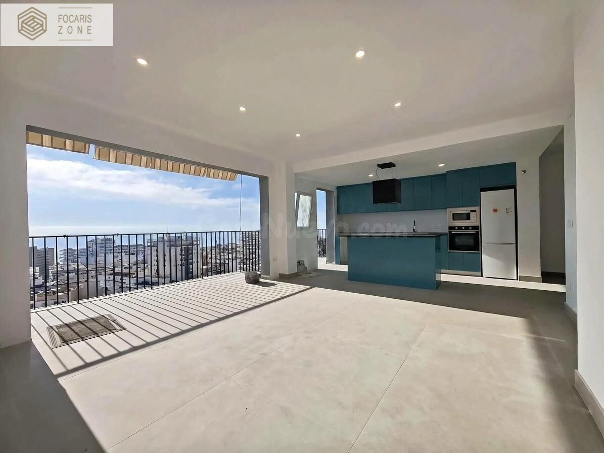 PRECIOSO PISO REFORMADO CON VISTAS AL MAR EN TORREMOLINOS
