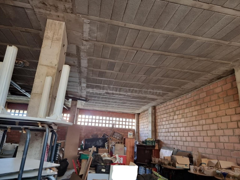 LOCAL COMERCIAL (ROQUETAS DE MAR)