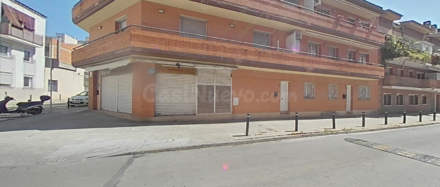 Local en venta en Calle de Margarida Xirgu