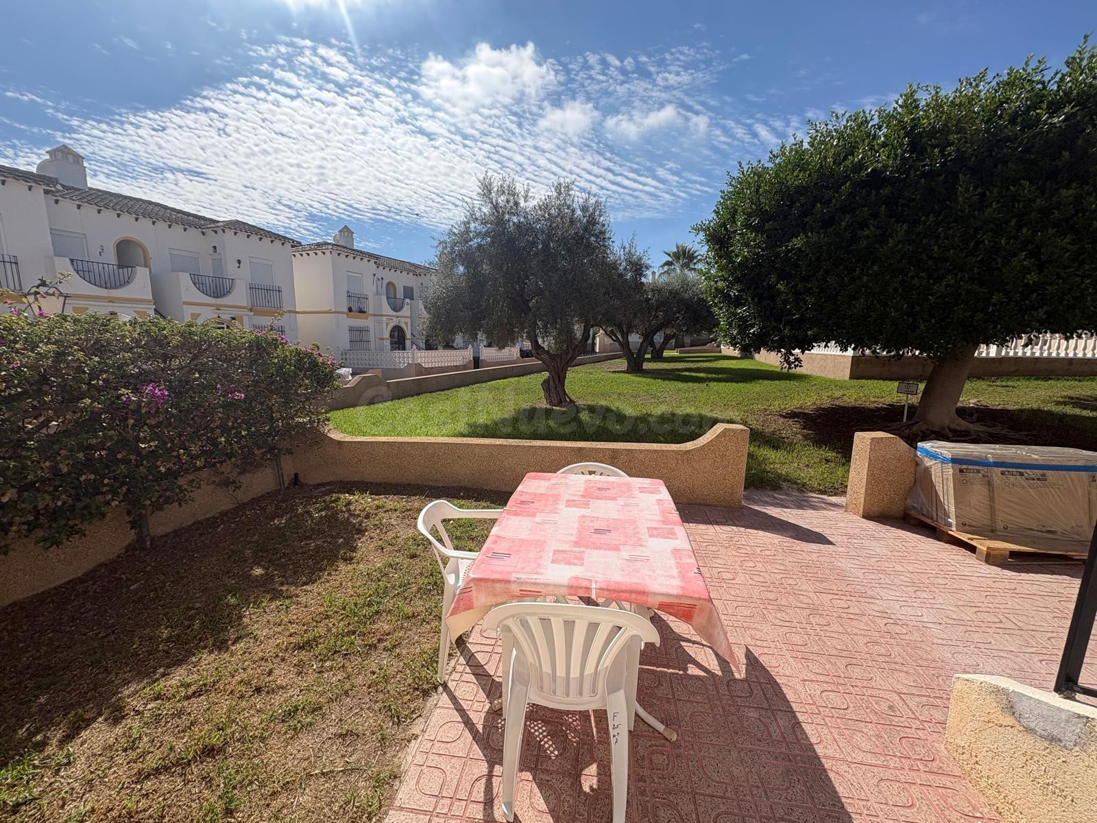 BUNGALOW PLANTA BAJA EN URB. MIRADOR DEL MEDITERRÁNEO CON JA - foto 4