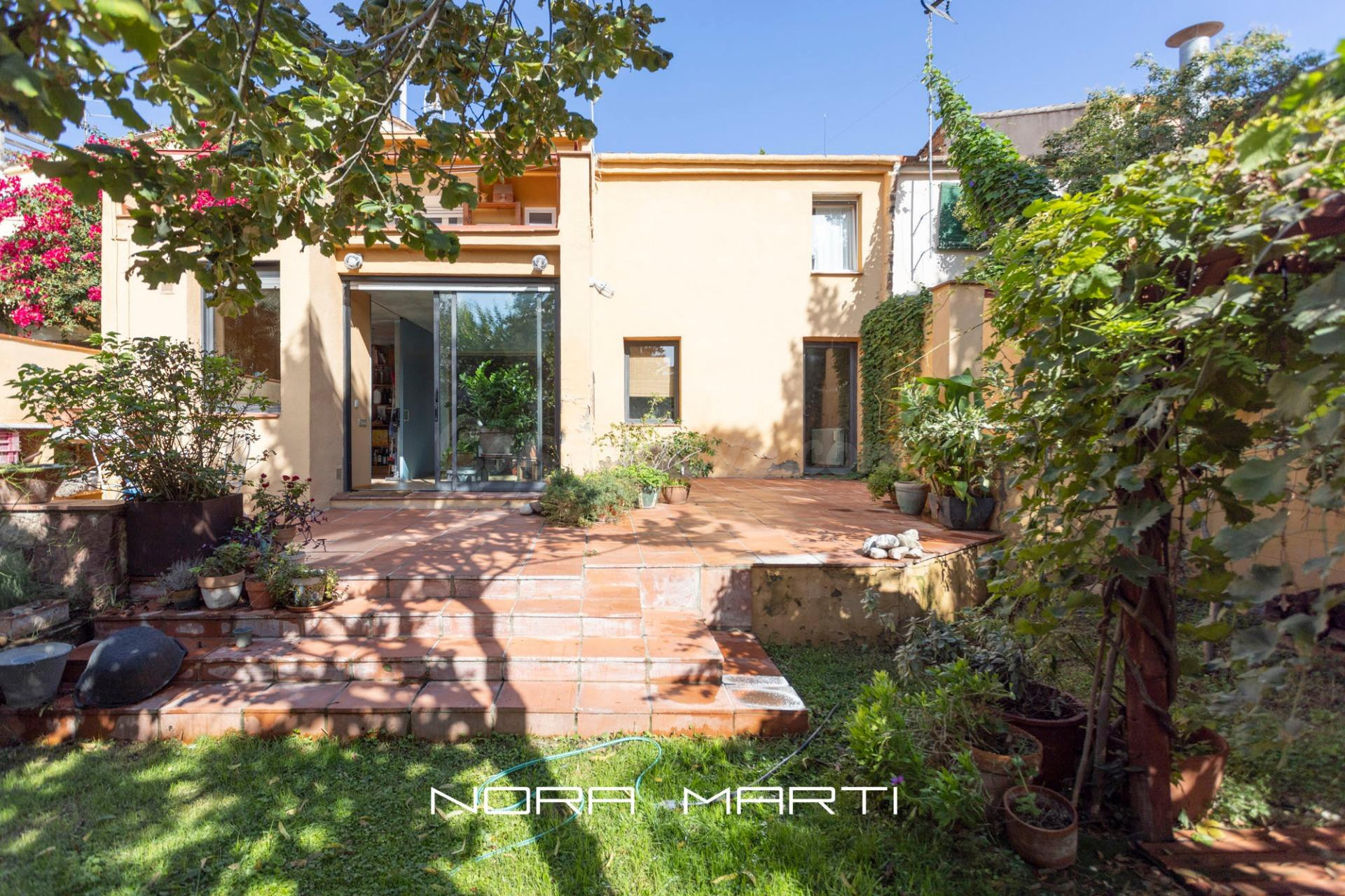 CASA (DOBLE CASAL) EN EL CENTRO DE TERRASSA - foto 4
