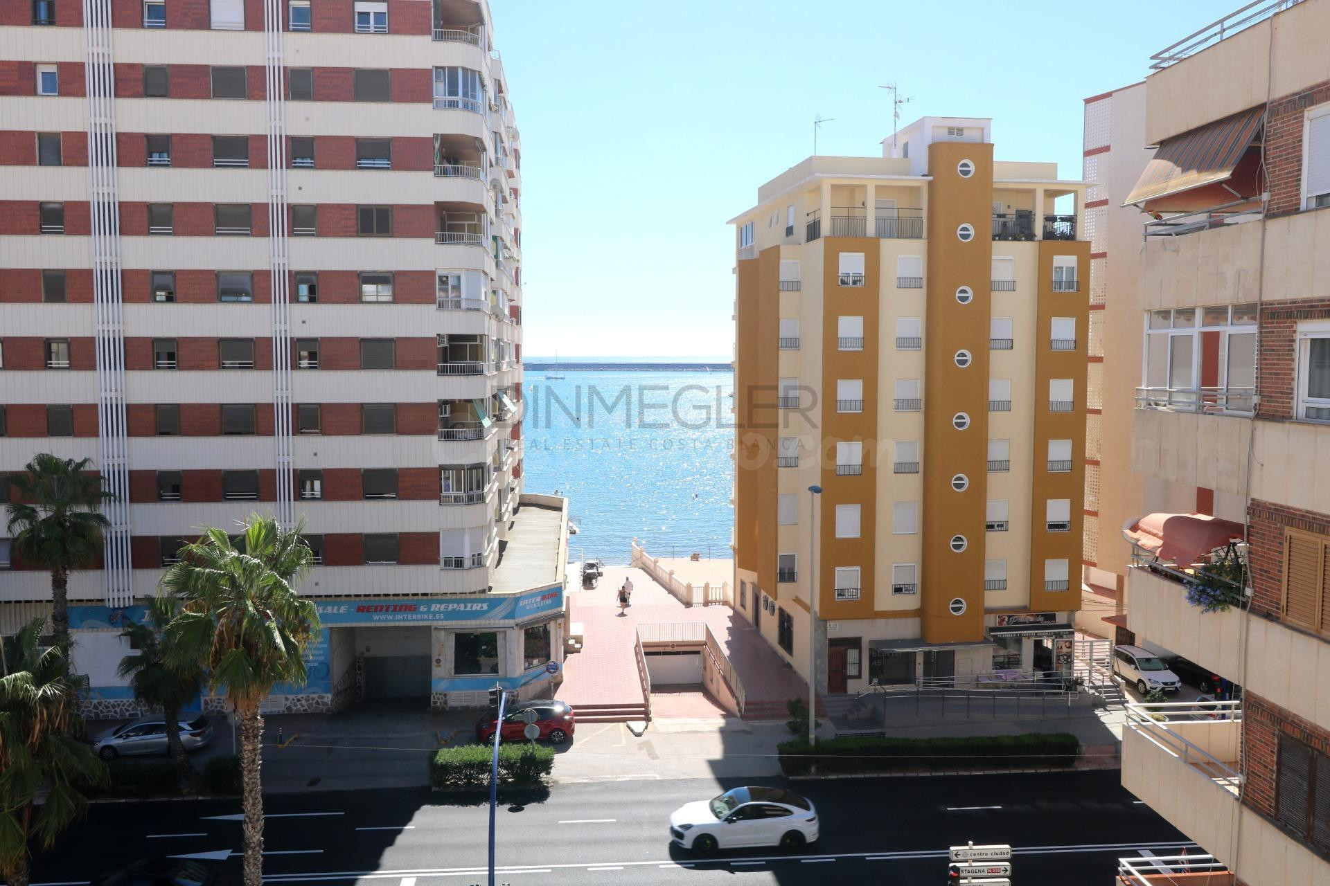 PISO DE 3 DORMITORIOS CON VISTAS LATERALES AL MAR