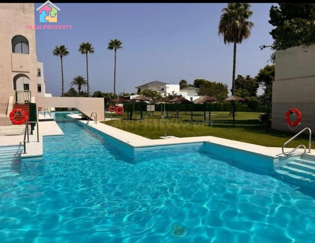 Se alquila apartamento en Edificio Royal Golf Sotogrande