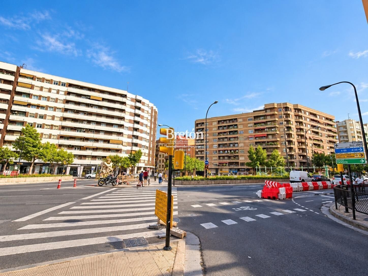 Interesante piso con plaza de garaje y trastero junto a Avenida Goya.