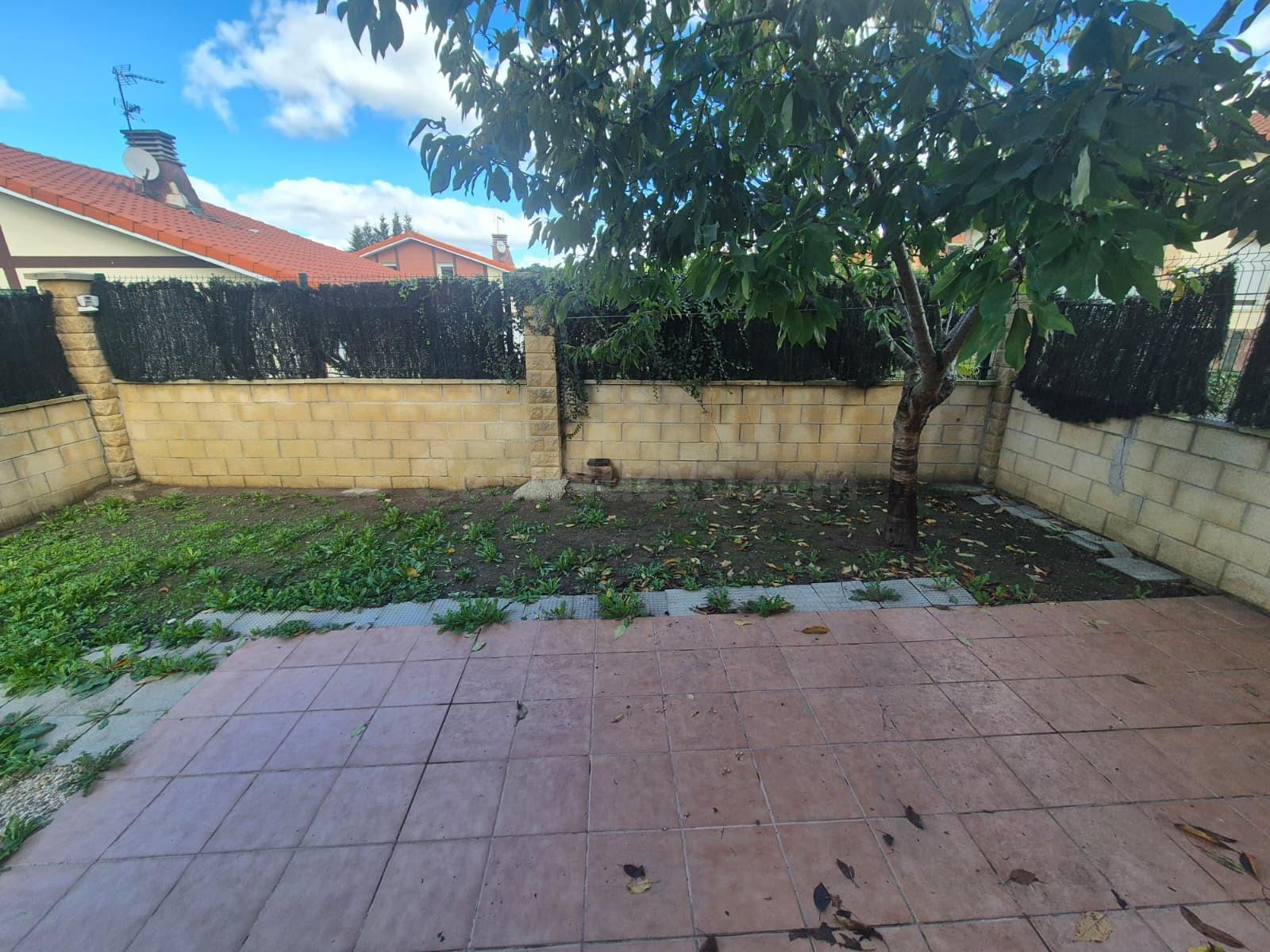 ¡Impresionante Adosado en Valle de Mena por solo €240.000! - foto 4