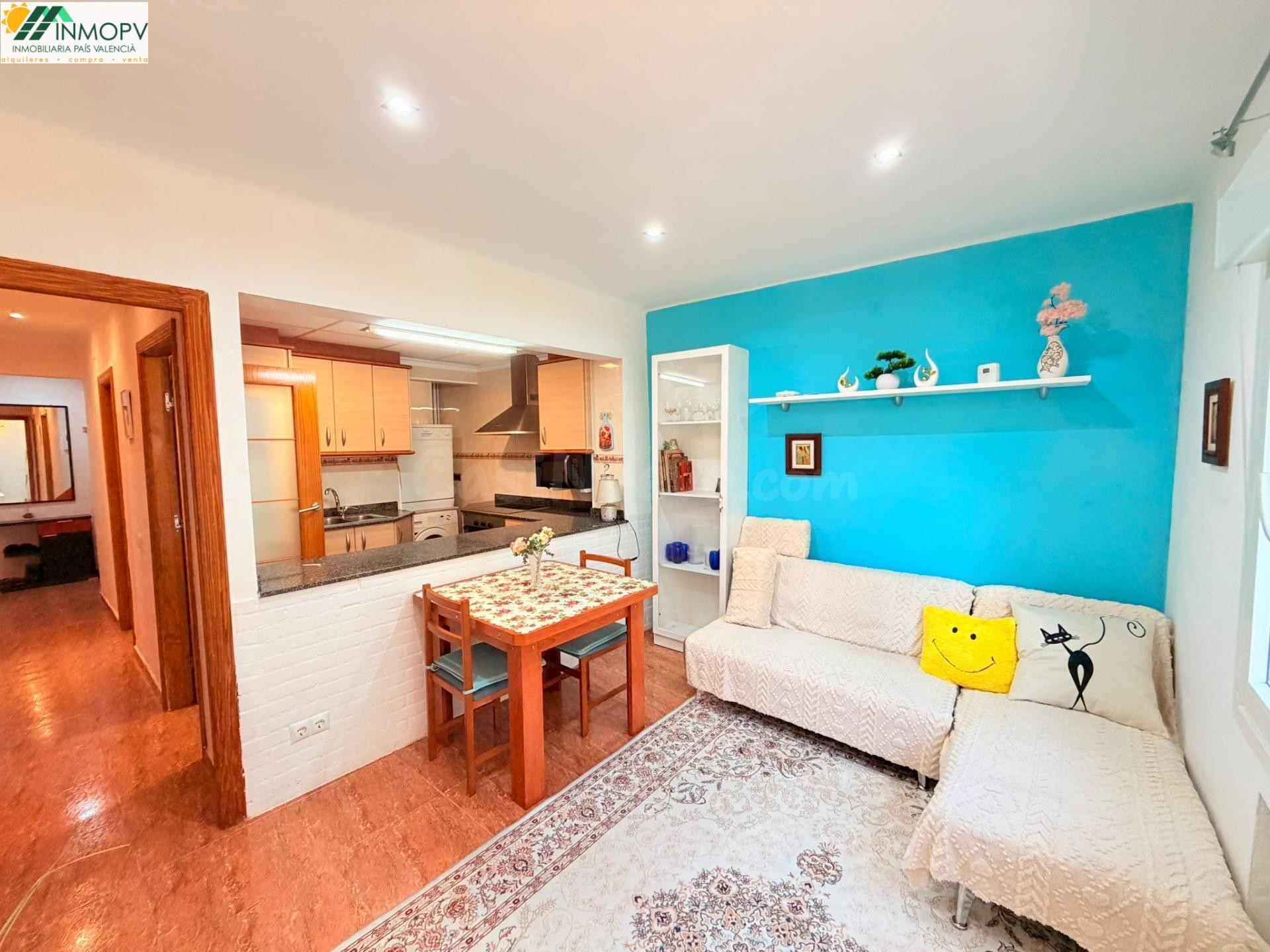SE VENDE PISO DE 2 habitaciones EN ULLDECONA A 50 METROS DEL CENTRO!