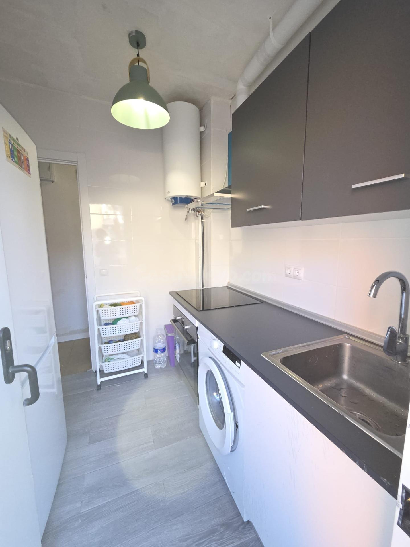 210.000 € | Luminoso piso SUR semirreformado en Casco Antigu - foto 5