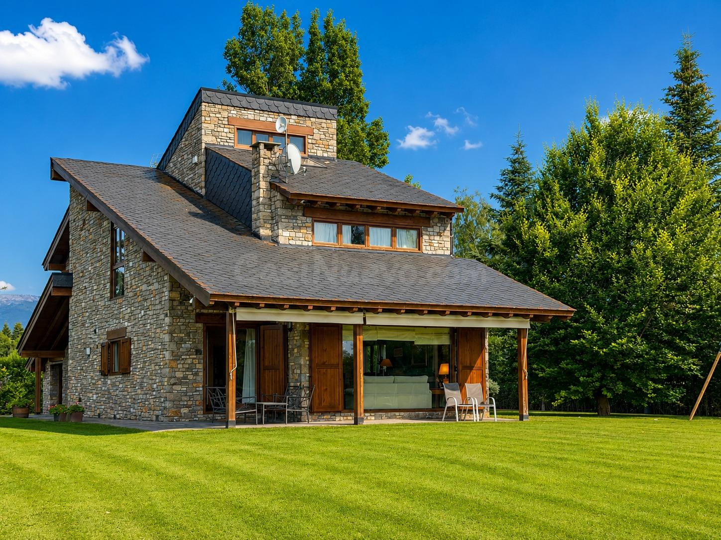 Exclusiva casa con gran jardín en Prats i Sansor - foto 5