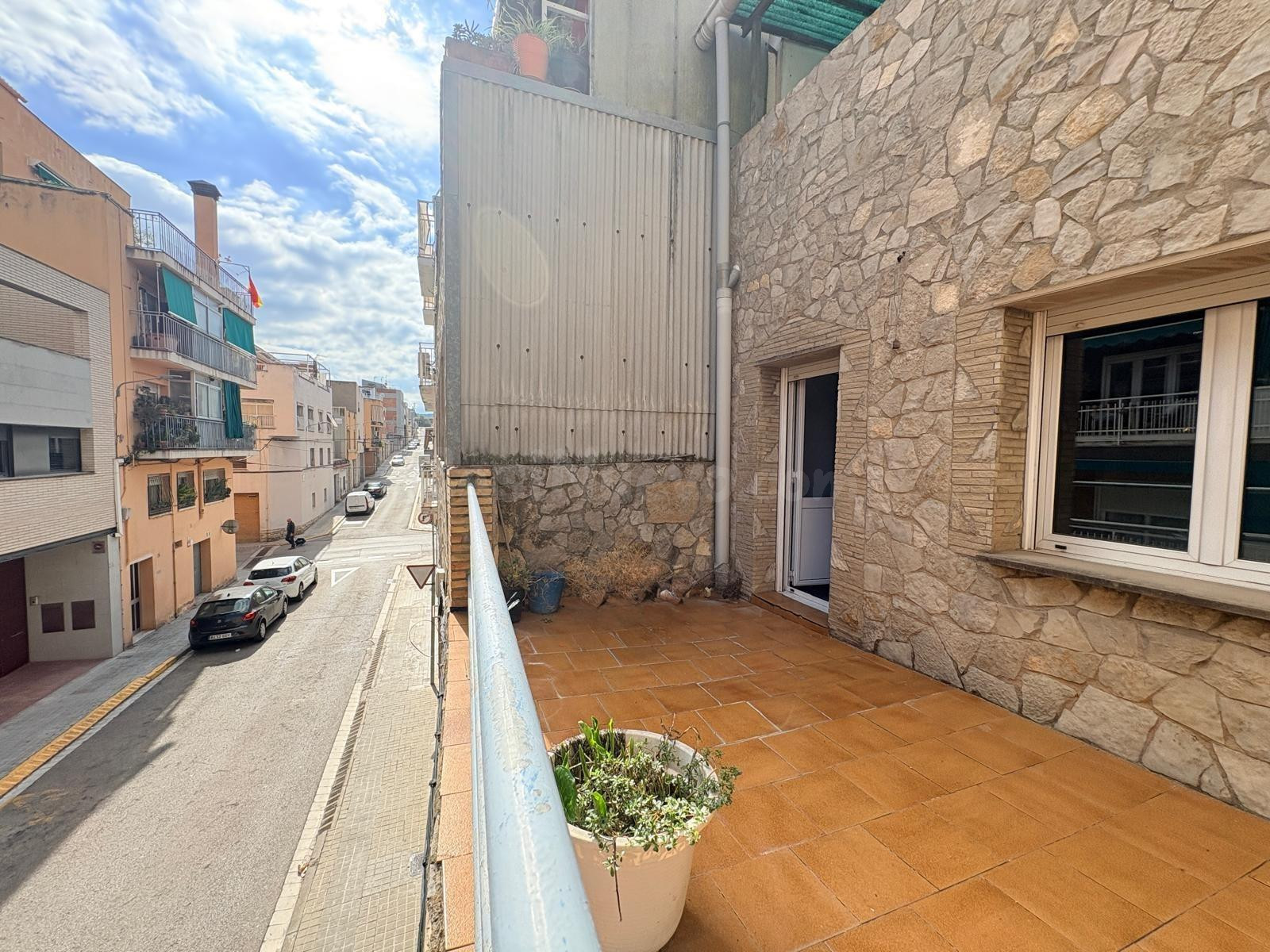 Fantastica Casa en Santa Margarida de Montbui  con almacen m
