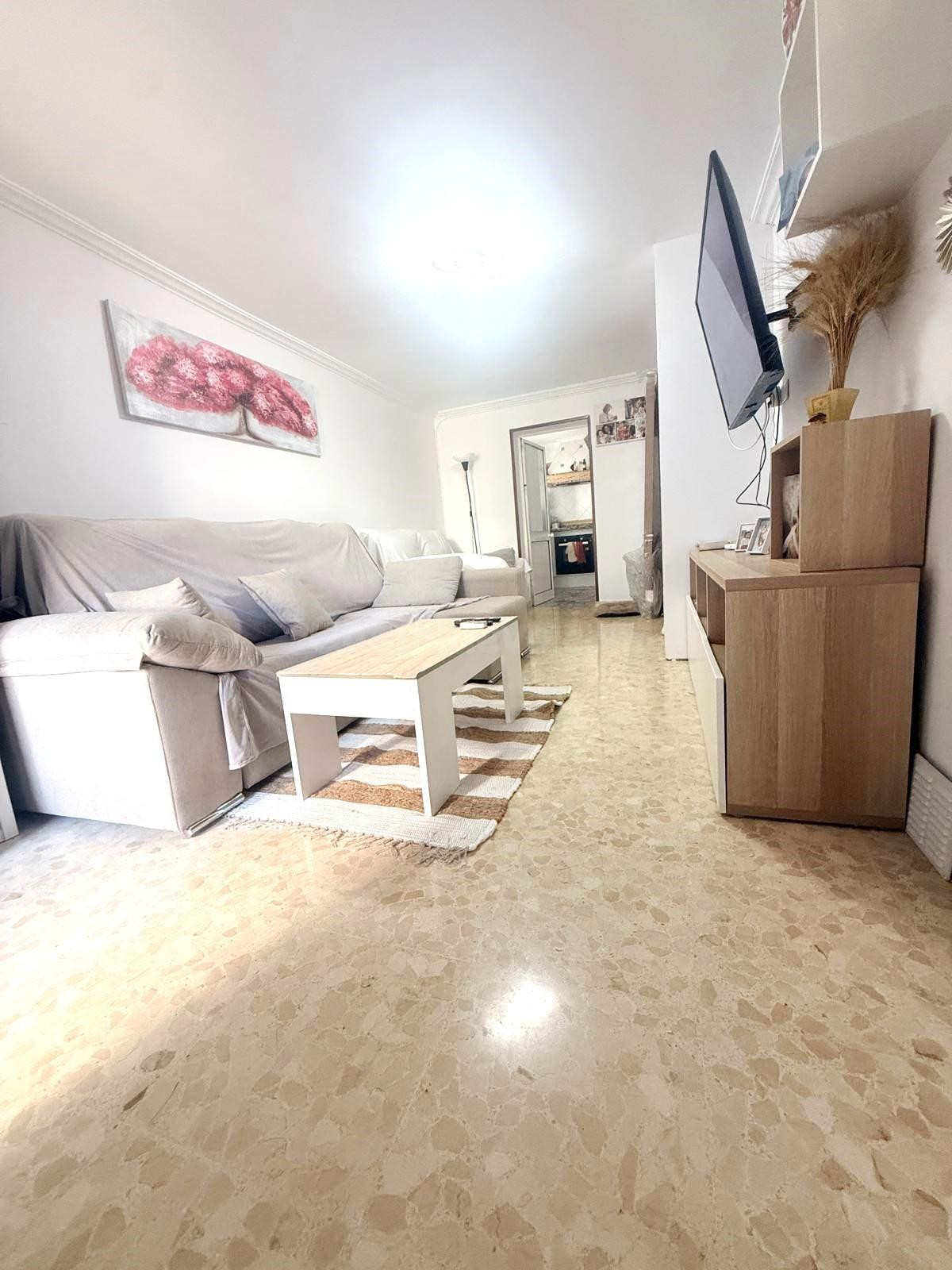 ✨ ¡EXCLUSIVA EN LA ALGABA! CASA TOTALMENTE REFORMADA, MUY LUMINOSA Y LISTA PARA ENTRAR A VIVIR ✨