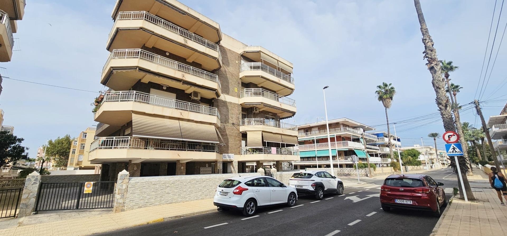 Amplio Piso de 3 habitaciones en Gran Playa, Santa Pola ️✨