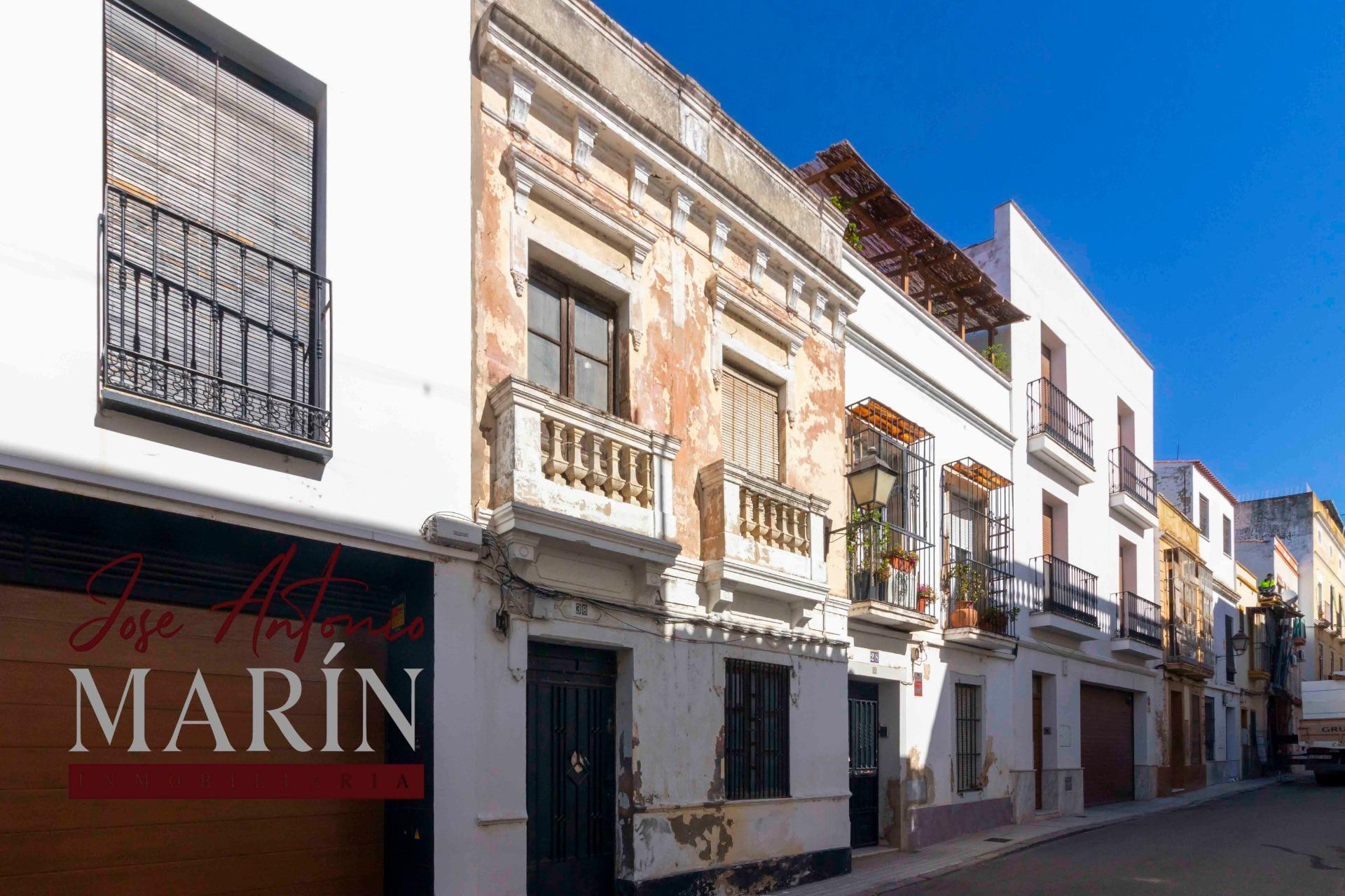 CASA PARA REFORMAR EN PLENO CENTRO!!!!