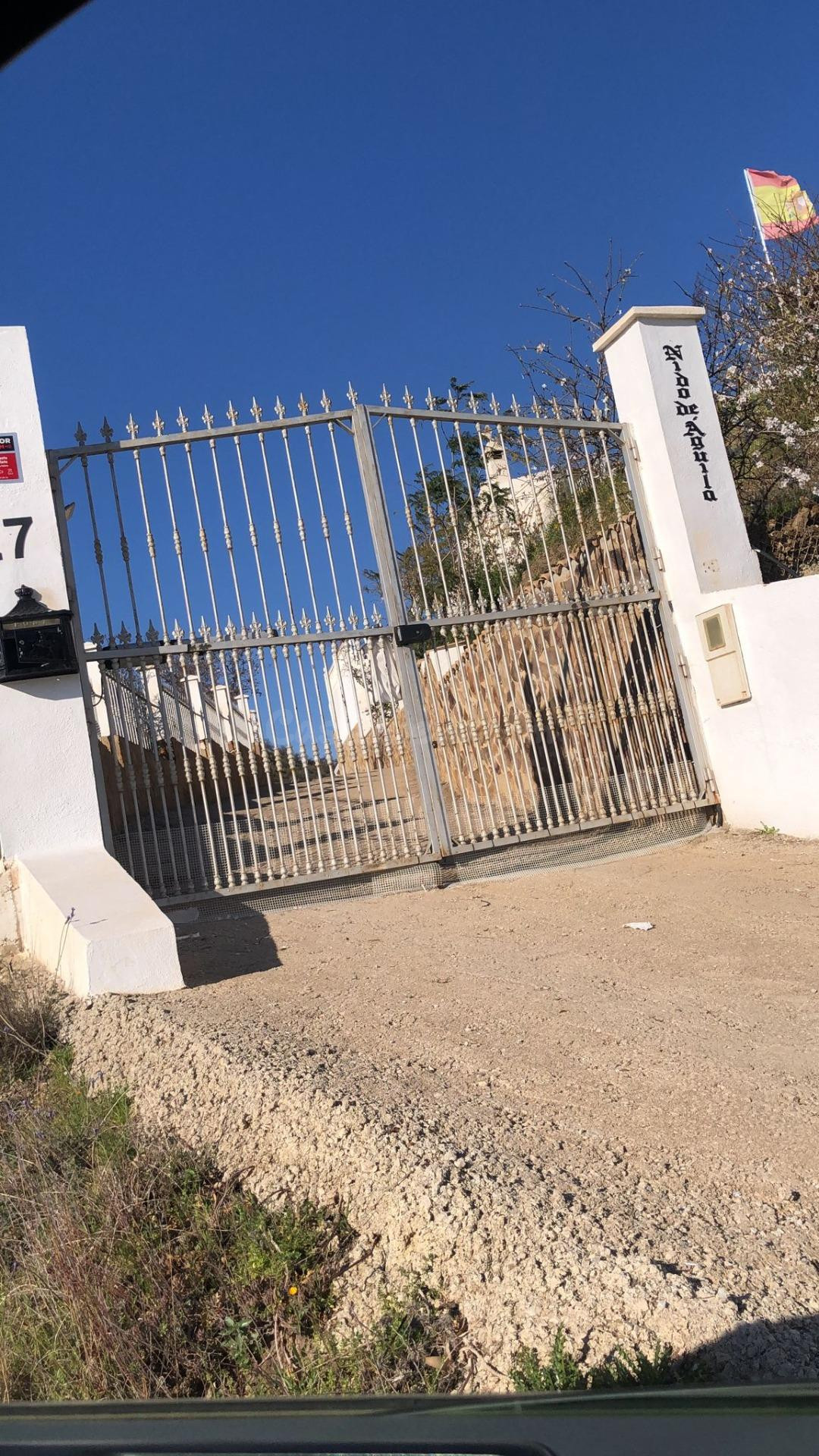 Villa exclusiva con piscina y vistas en Vélez-Málaga por €41 - foto 4