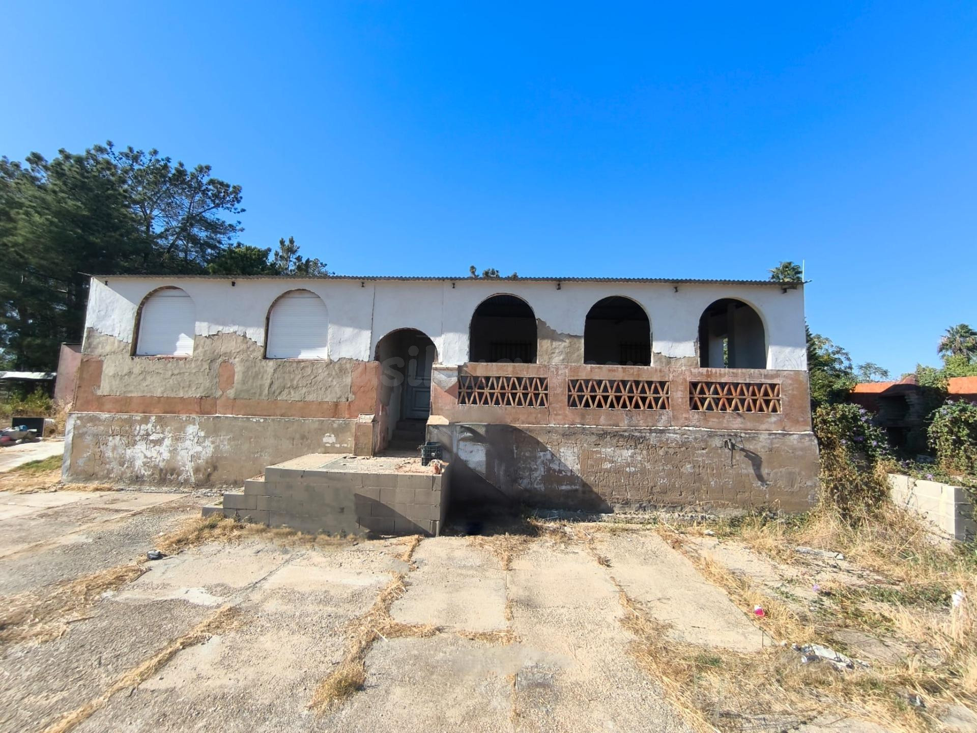 Finca Rústica en Gibraleón en la zona de la calvilla