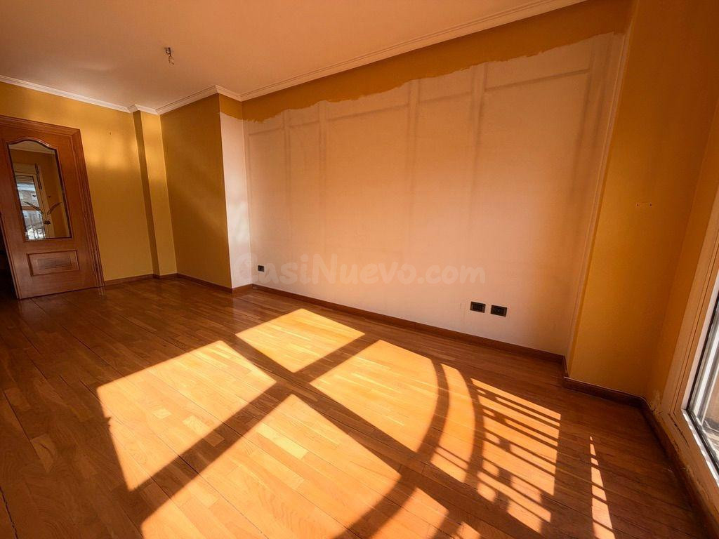 VENTA: Amplio Piso Bembibre Centro - foto 2