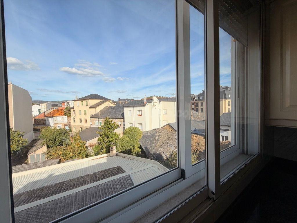 VENTA: Amplio Piso Bembibre Centro - foto 4