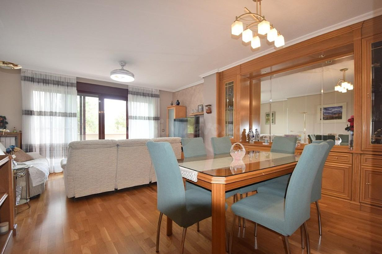 VIVIENDA DE 4 DORMITORIOS EN UNA DE LAS MEJORES ZONAS DE RIVAS