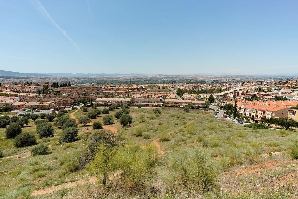 SUELO URBANIZABLE RESIDENCIAL EN LOS MONTES (HUETOR VEGA - GRANADA)