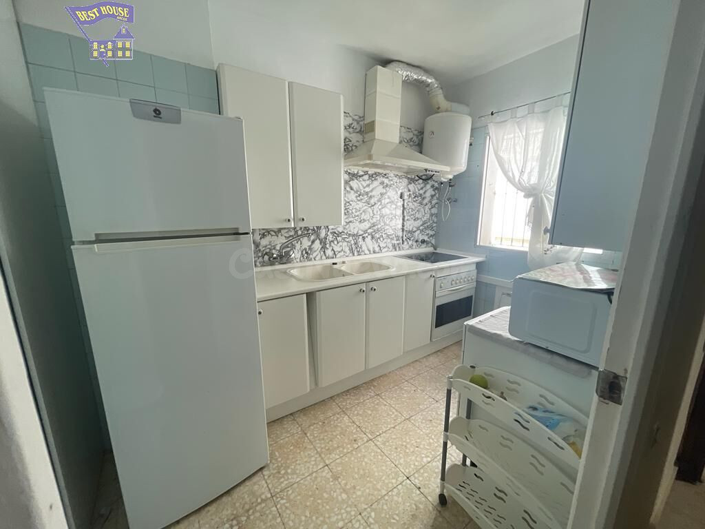 SE VENDE PISO EN ARCOS DE LA FRONTERA (ZONA CERCANA AL CENTRO)