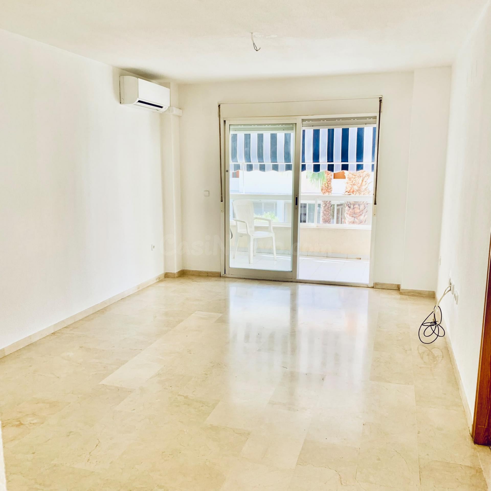 Apartamento 2 habitaciones 86m² en venta - Albir - foto 3