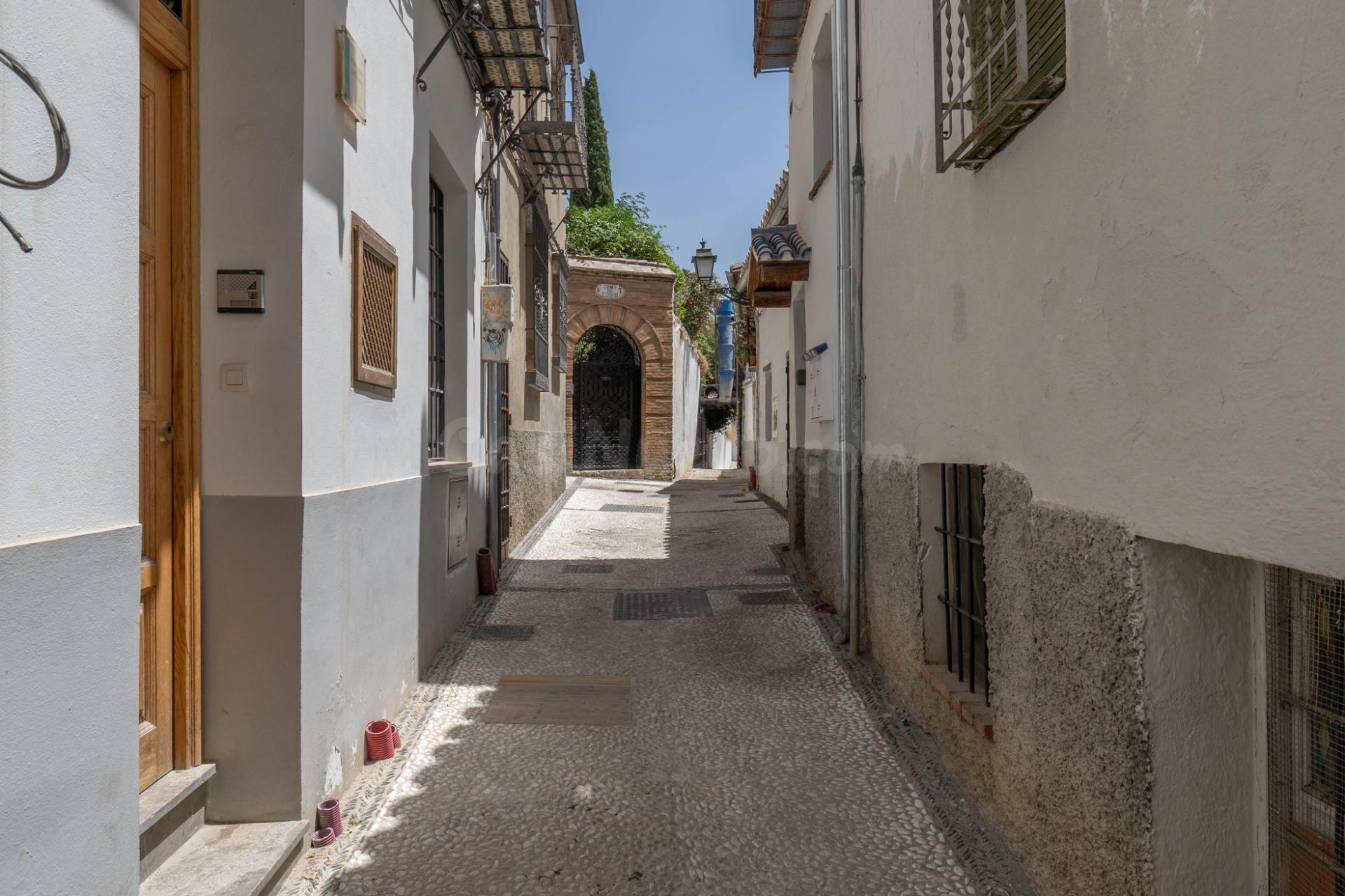 Espectacular casa con vistas directas a la Alhambra y Licencia Turística Activa en el Albaicín - foto 2