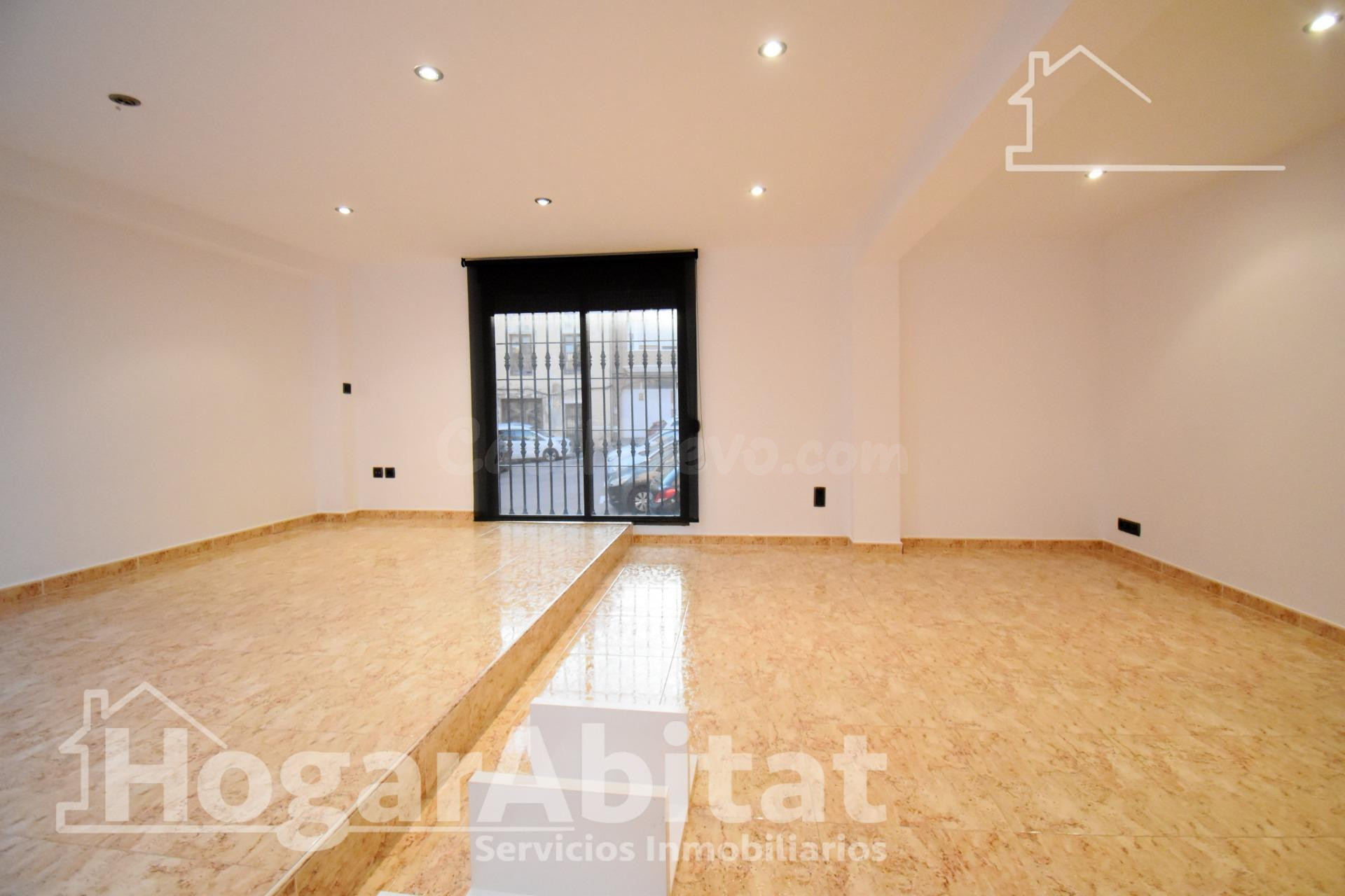 Espacio familiar y comodidad absoluta en este piso totalment