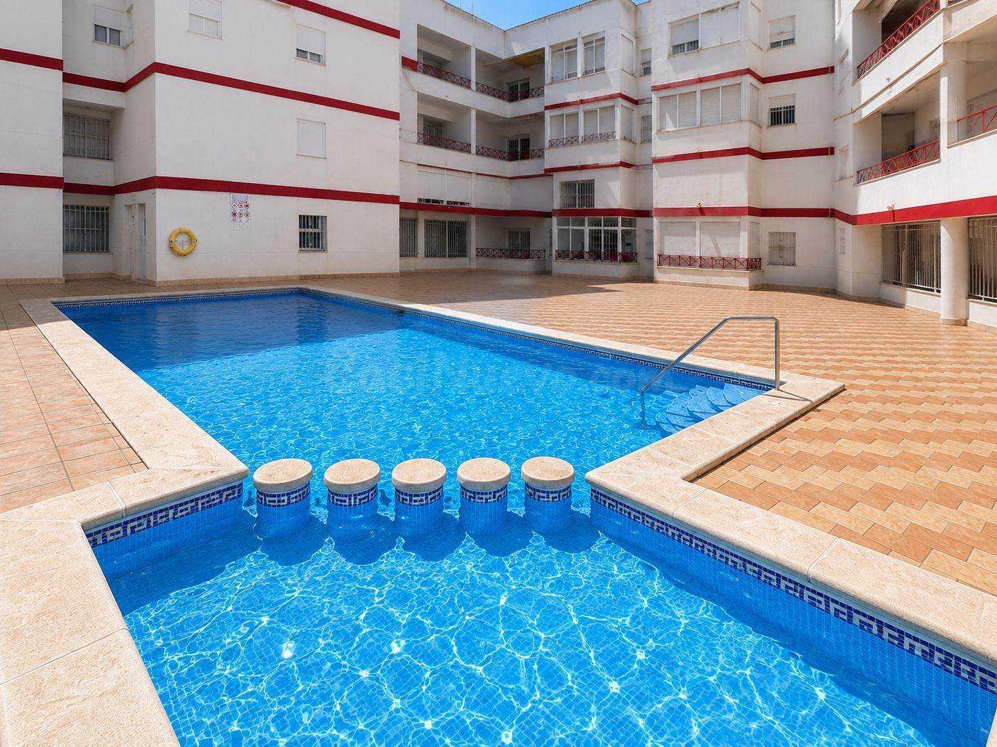 Piso 2 habitaciones 1 Baño con piscina Parque de las Naciones