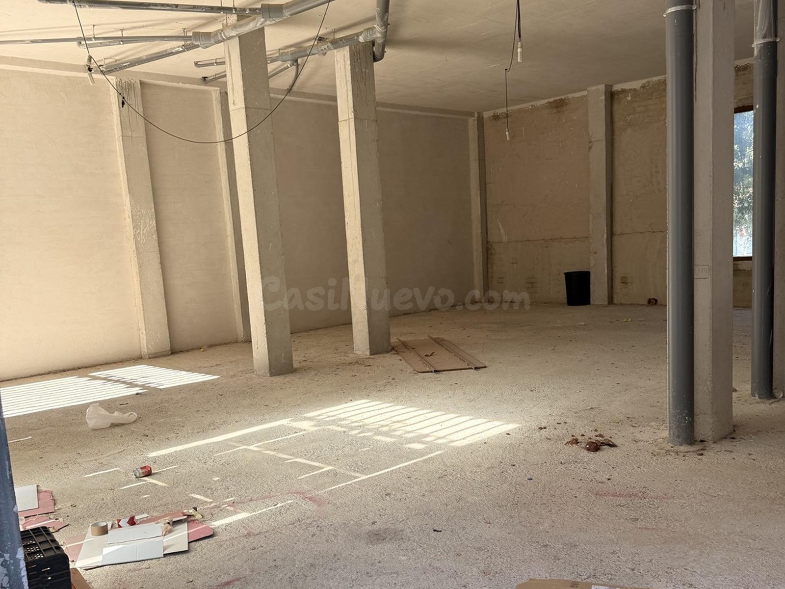 LOCAL COMERCIAL EN PLENO CENTRO DE ONTINYENT | PLAZA DE LA CONCEPCIÓN - foto 2