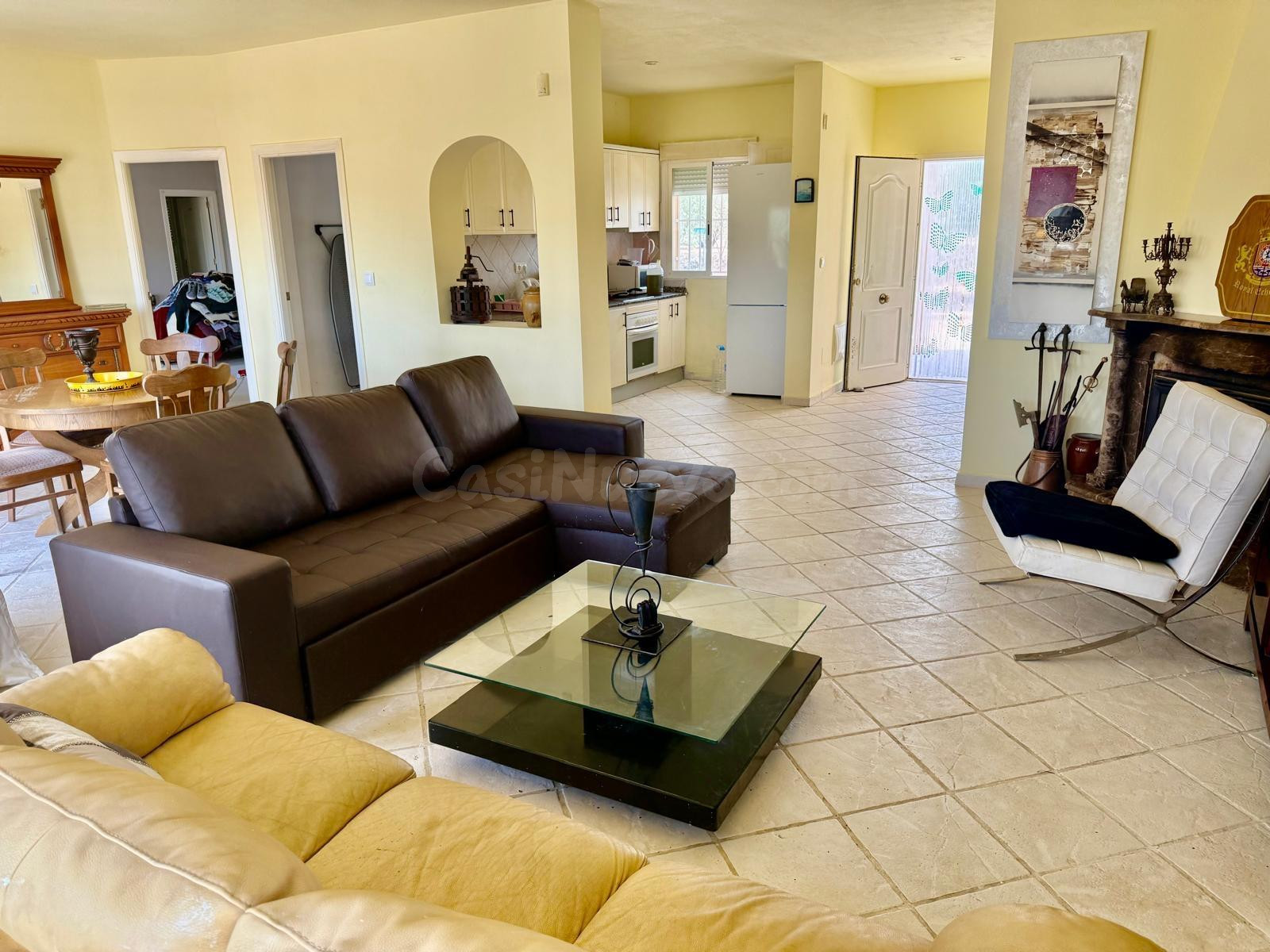 Villa independiente con finca de 19.000 m2 en Castalla - foto 3
