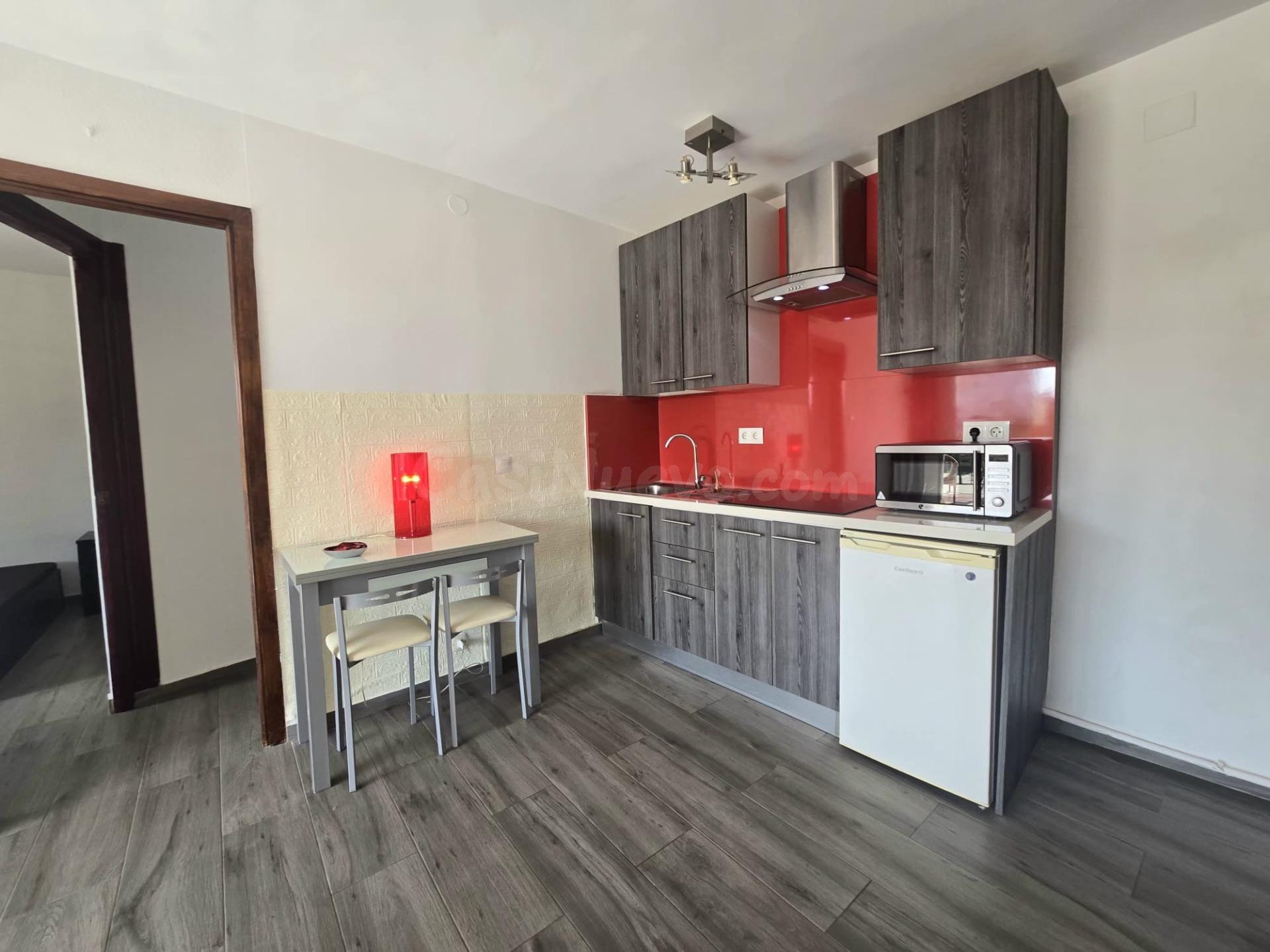 APARTAMENTO EN EL CENTRO DE TORREMOLINOS | TERRAZA CON VISTAS AL MAR, PISCINA Y ORIENTACIÓN SUR ☀️ - foto 3