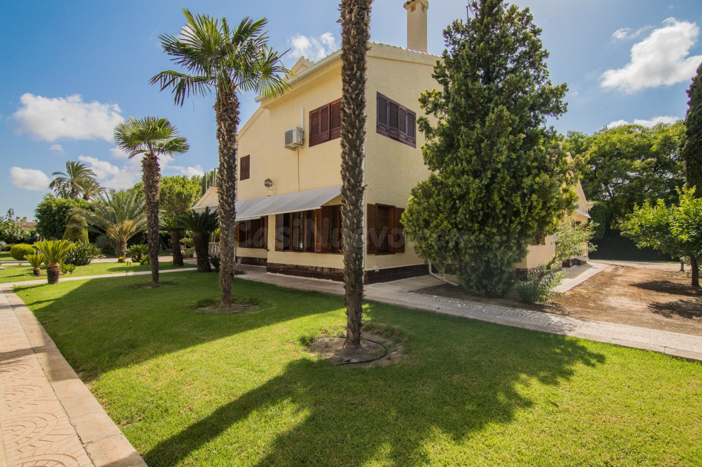 ¡VILLA DE LUJO CON JARDÍN BOTÁNICO, PISCINA Y PISTA DE TENIS - foto 4