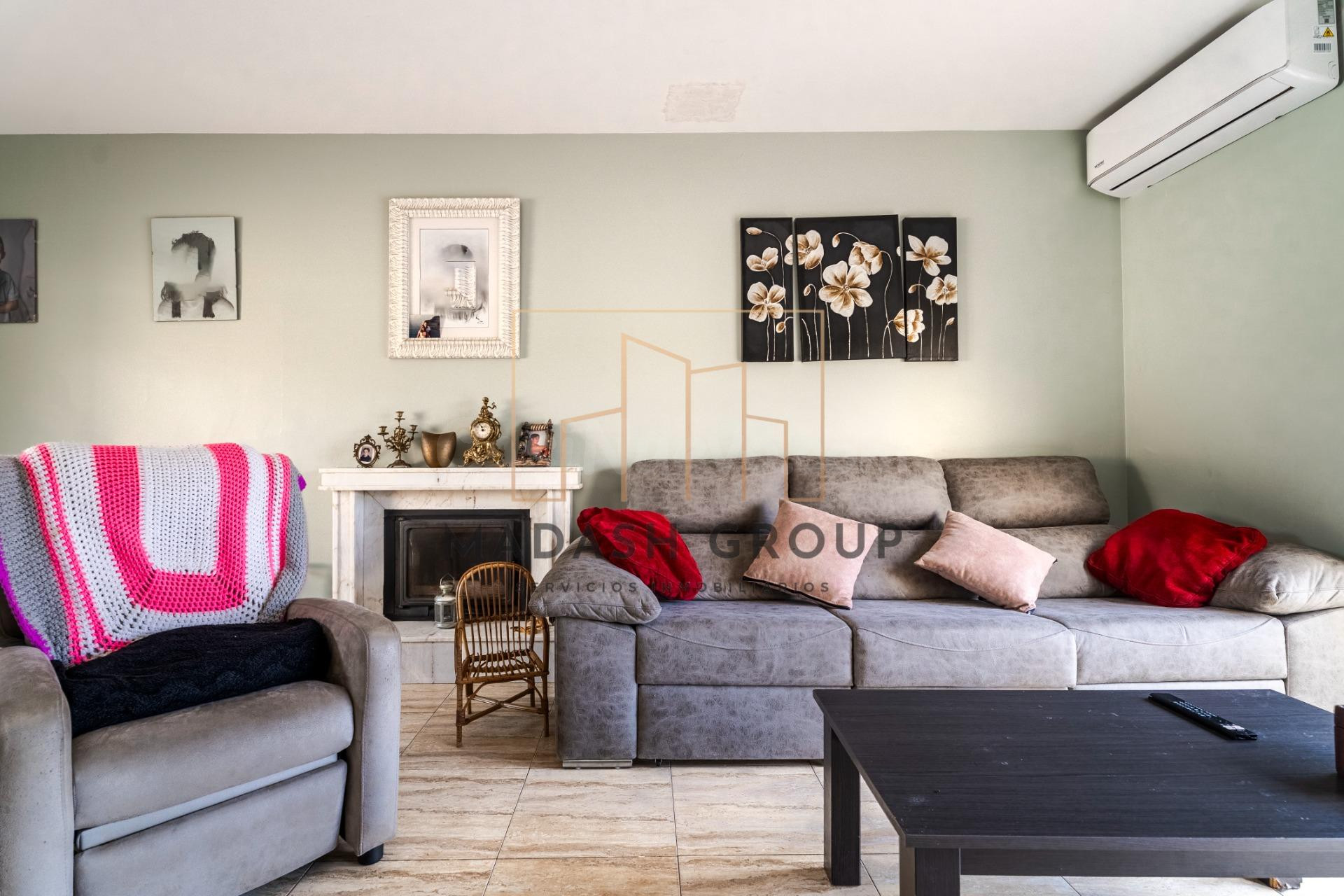 Casa con jardín, porche y terrazas solárium en Mas del Plata - foto 5