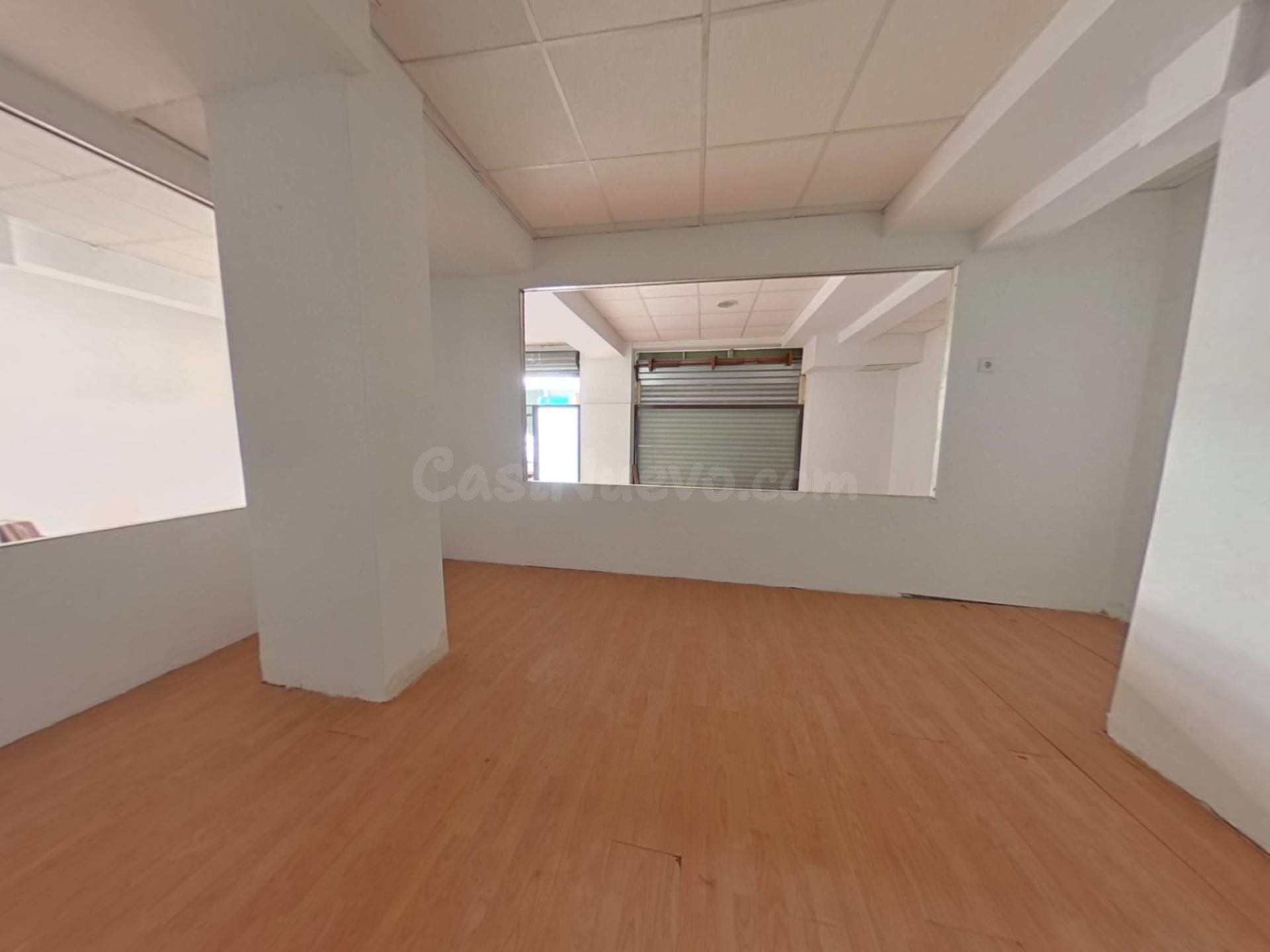 LOCAL DE 161 m2 CON GRANDES POSIBILIDADES EN SANTA ROSA - foto 5