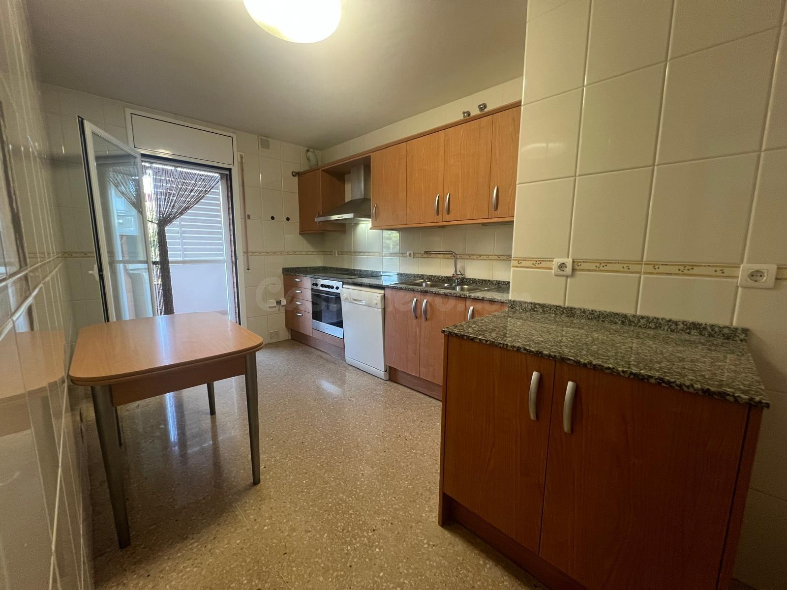 PISO EN VENTA EN ZONA ALTA