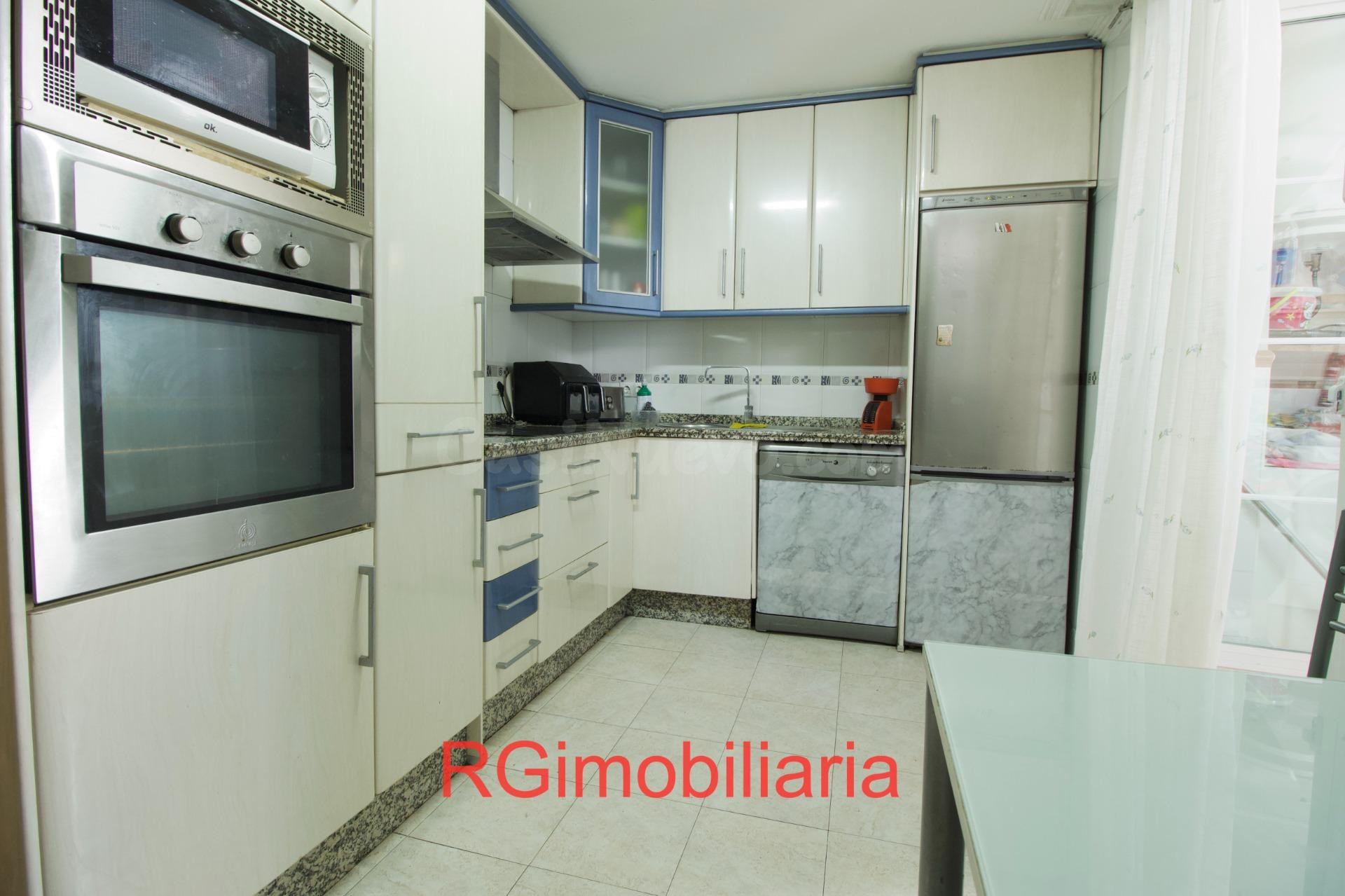 Piso con garaje y trastero en las Albercas de Don Benito - foto 2