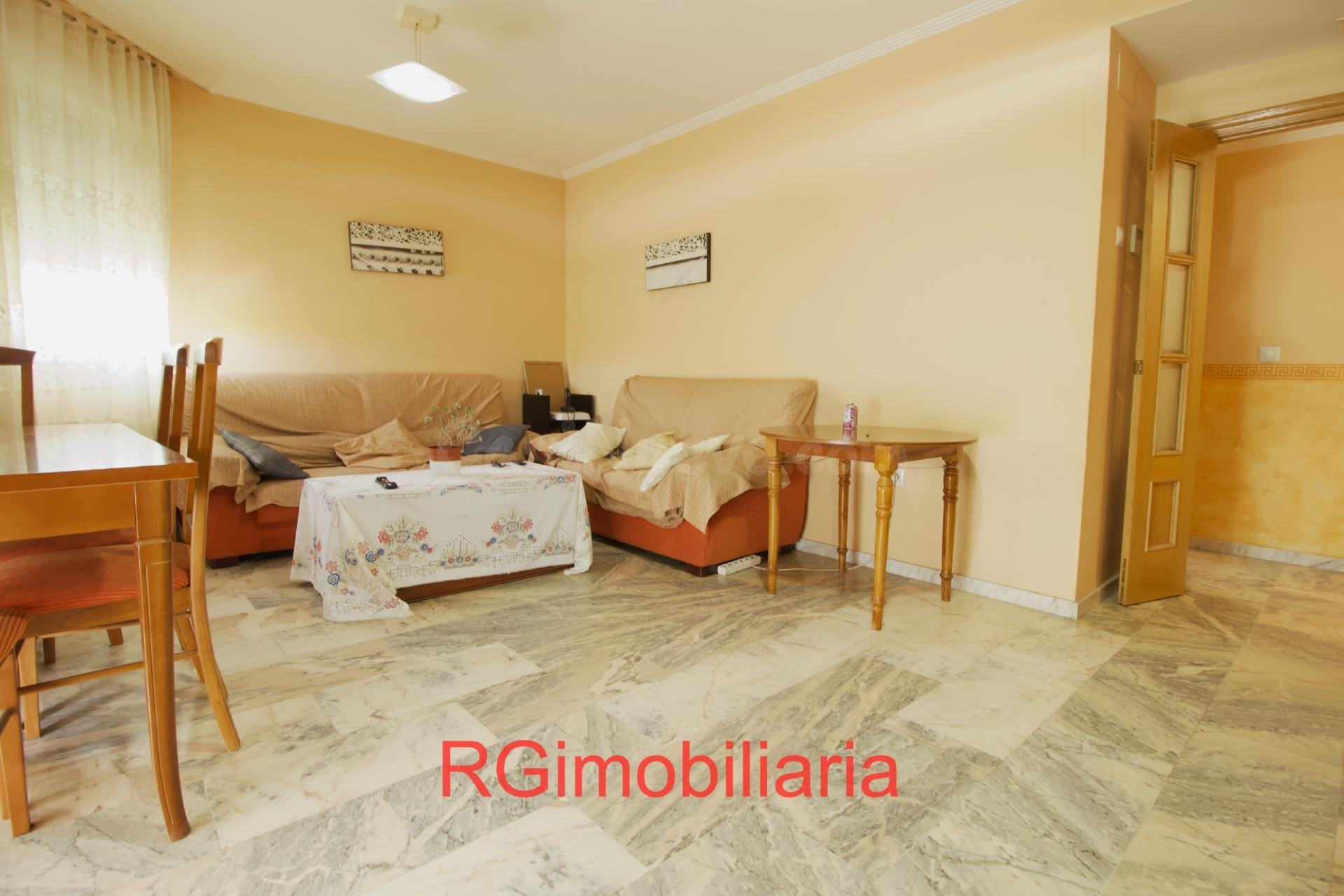 Piso con garaje y trastero en las Albercas de Don Benito - foto 4