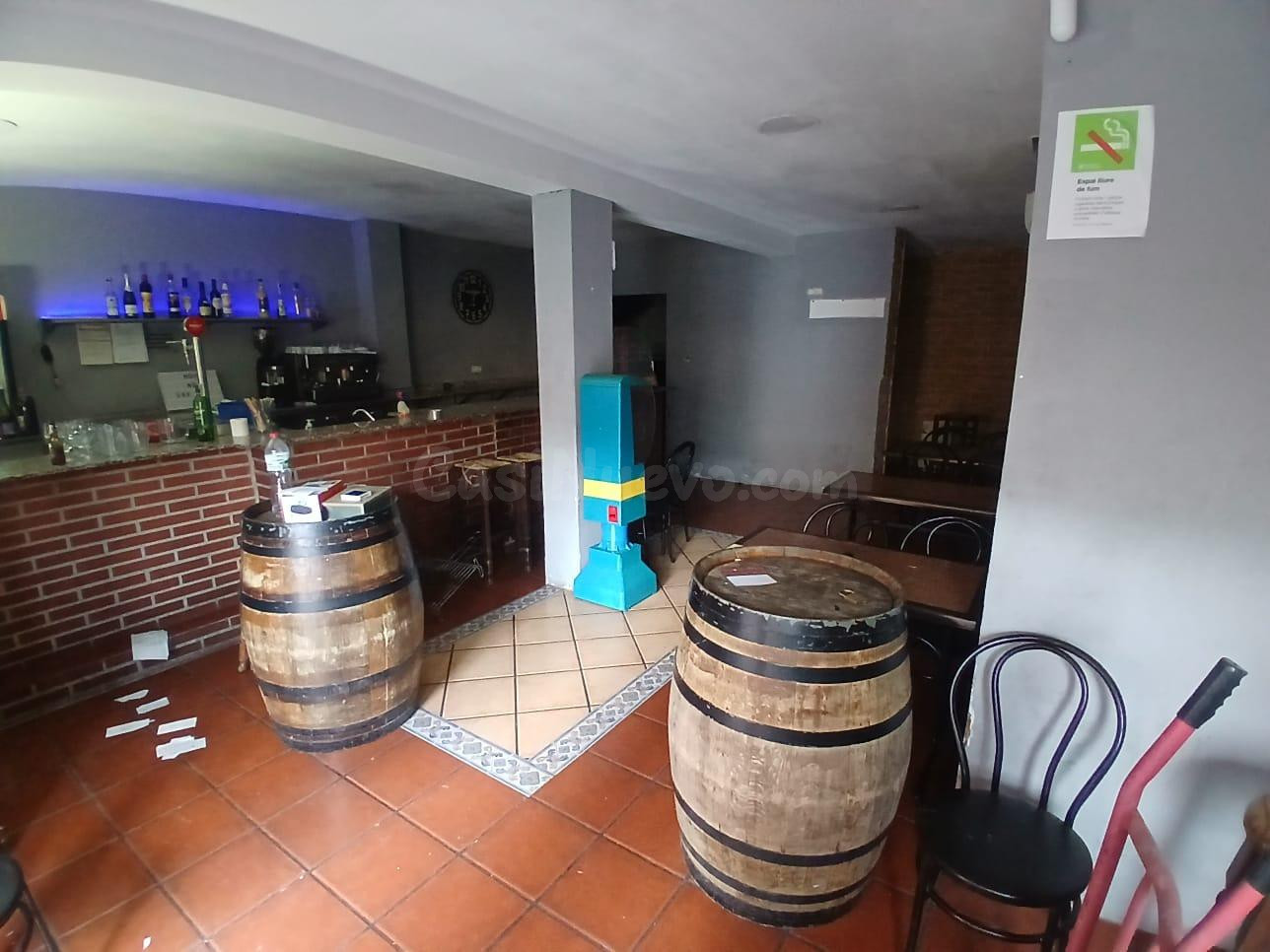 Local comercial en venta en Sant Andreu de la Barca – 74 m2