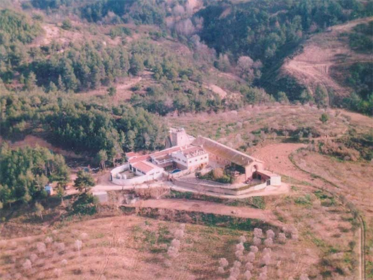 MASIA DE 150 HECTÁREAS A 15 MINUTOS DE BARCELONA - foto 3