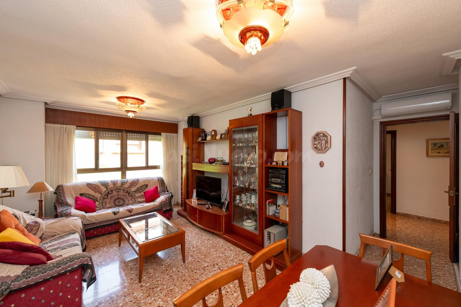 Vivienda en Carolinas Bajas. - foto 2