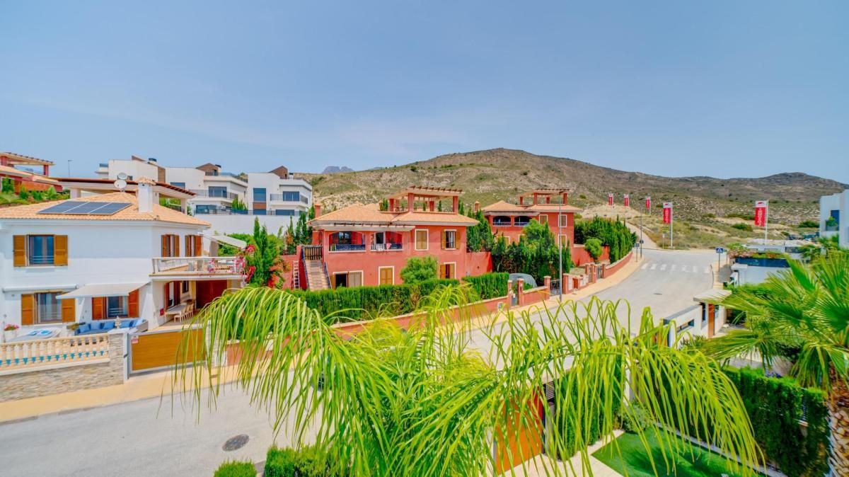 Villa 5 habitaciones 242m² en venta - Finestrat Pueblo - foto 3