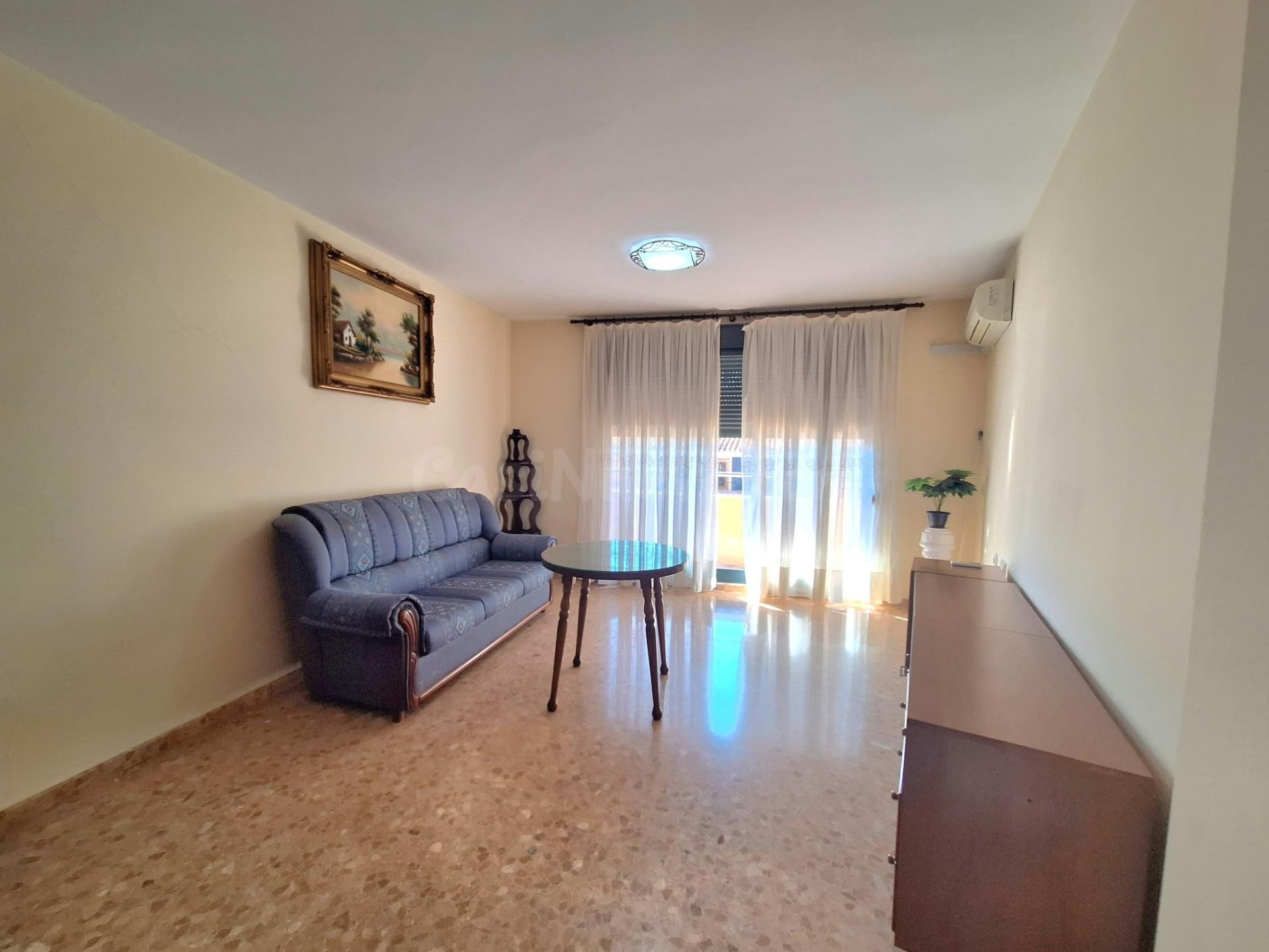 Amplio y Luminoso Piso en venta en Carcaixent! - foto 3