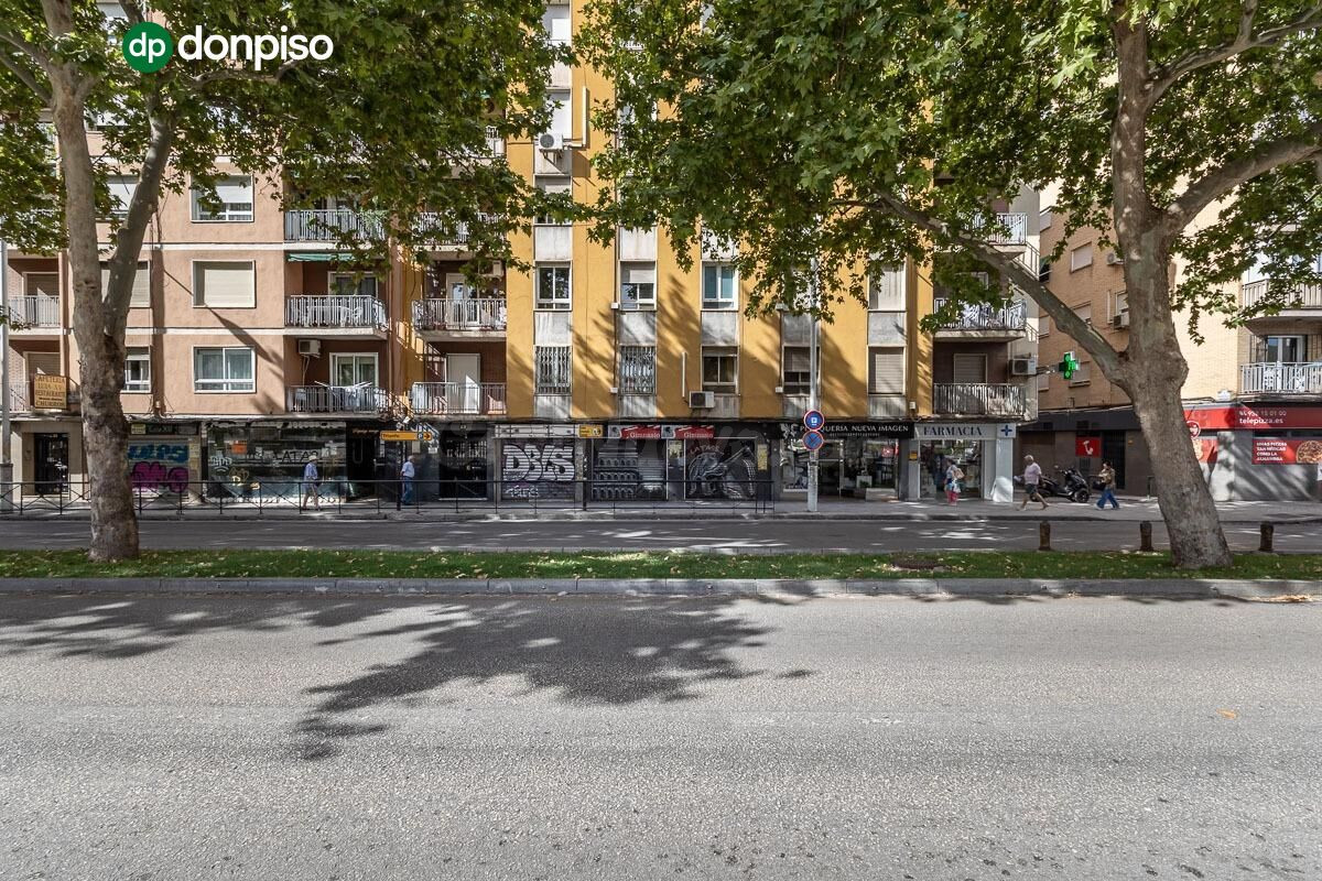 LOCAL DE 247 m2 EN AVENIDA DE MADRID – GRANADA CAPITAL