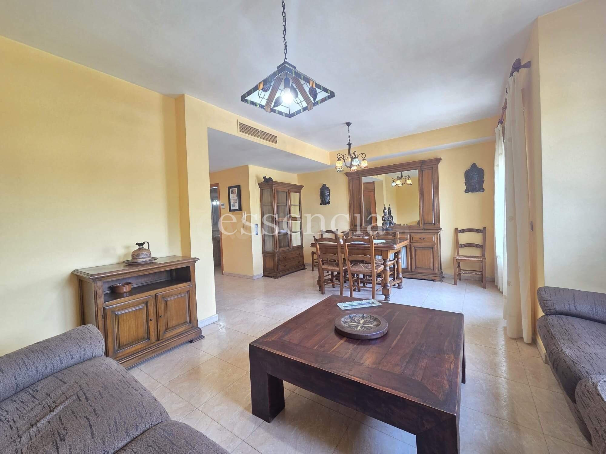 Oportunidad!! Casa Adosada en Miramar