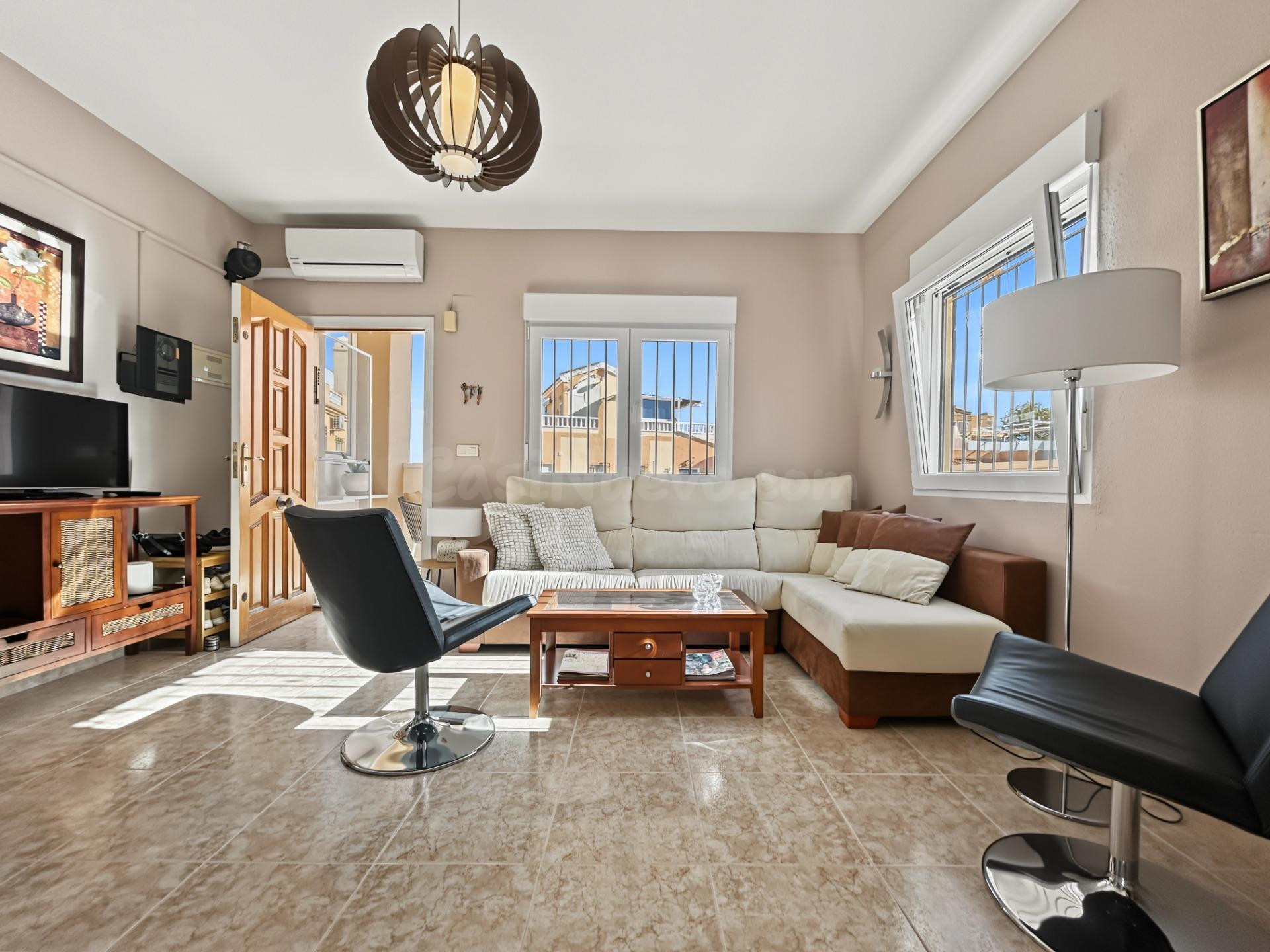 BUNGALOW DE 2 DORMITORIOS 2 BAÑOS EN LOMAS DE DON JUAN (ORIHUELA COSTA)