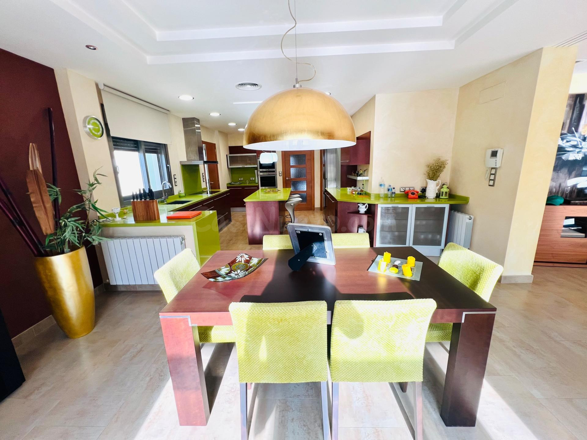 Chalet urbano con piscina en Elche, zona Torreta-Portalada. - foto 5